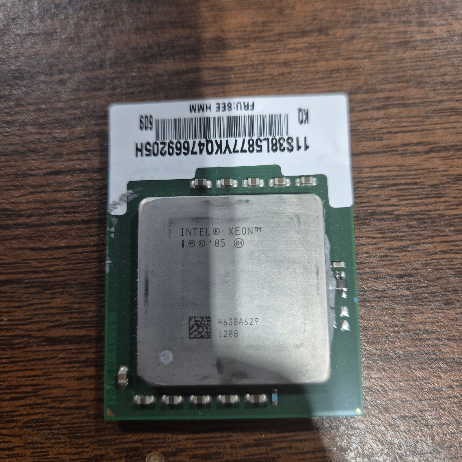 Intel Xeon  05 3200DP/2M/800 3.2GHz 2MB Cache 800MHz Processor