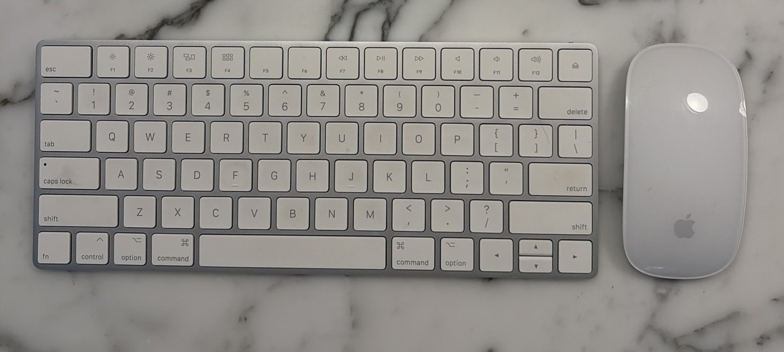 Apple A1644/A1657 Magic Keyboard 2 and Magic Mouse Combo - Wireless - No Cords