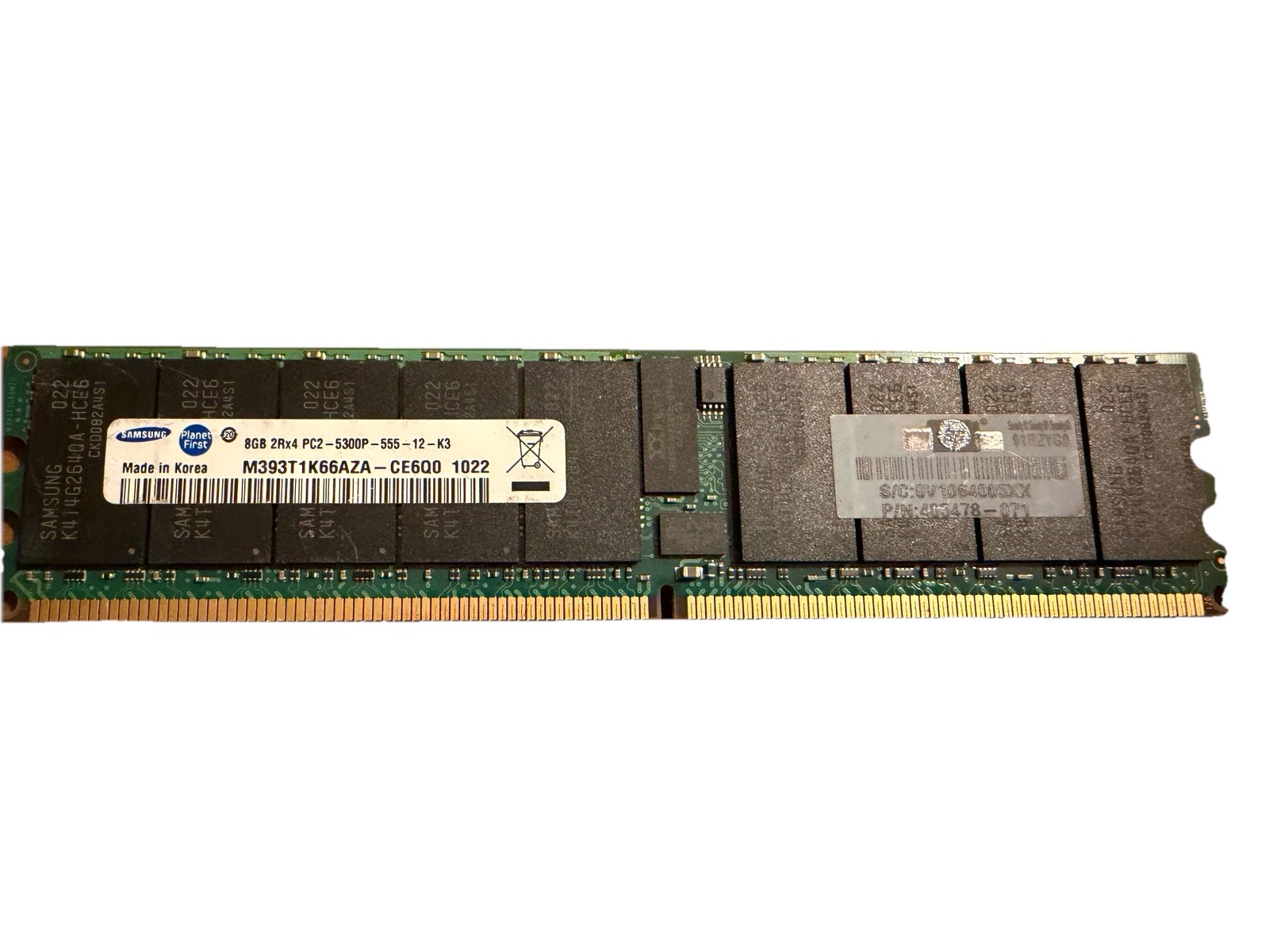 SAMSUNG 8GB 2Rx4 PC2-5300P ECC SERVER MEMORY M393T1K66AZA-CE6