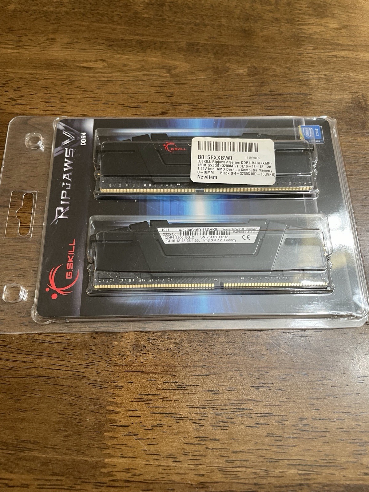 G.Skill RipjawsV Series DDR4 Ram 16GB 3200 MT/s