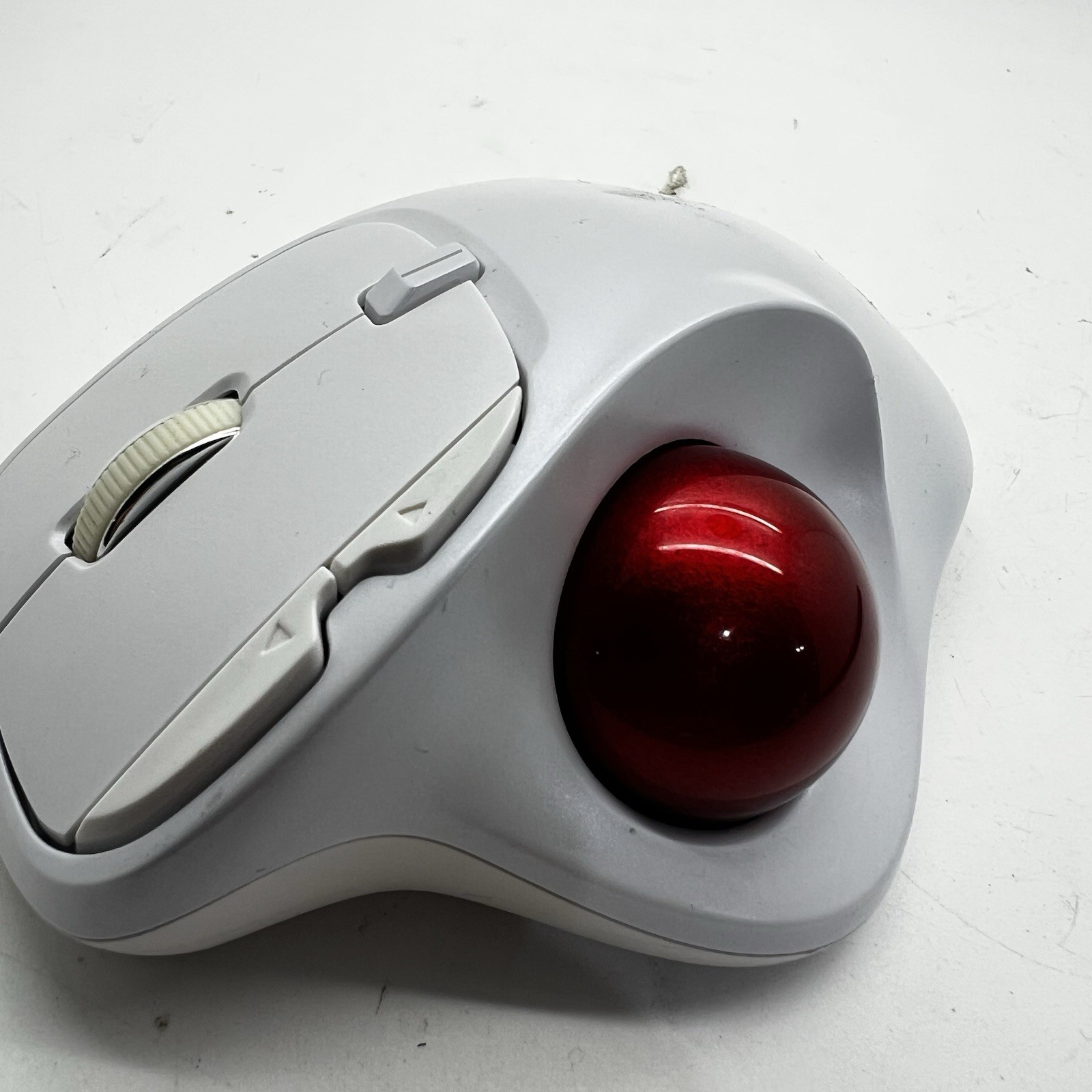 Digio2 Mouse Wireless Trackball 5 Button Optical White MUS-TRIF175W