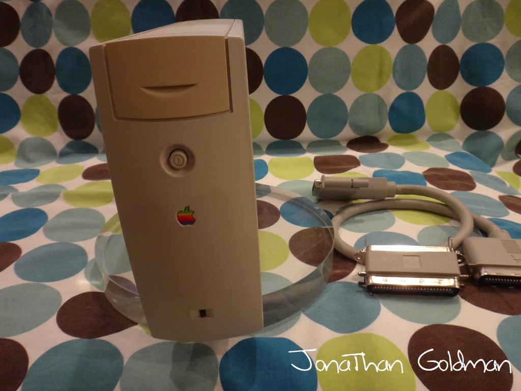 Apple 850MB SCSI Hard Disk Drive RARE Vintage Macintosh Mac IIgs Lacie M2115