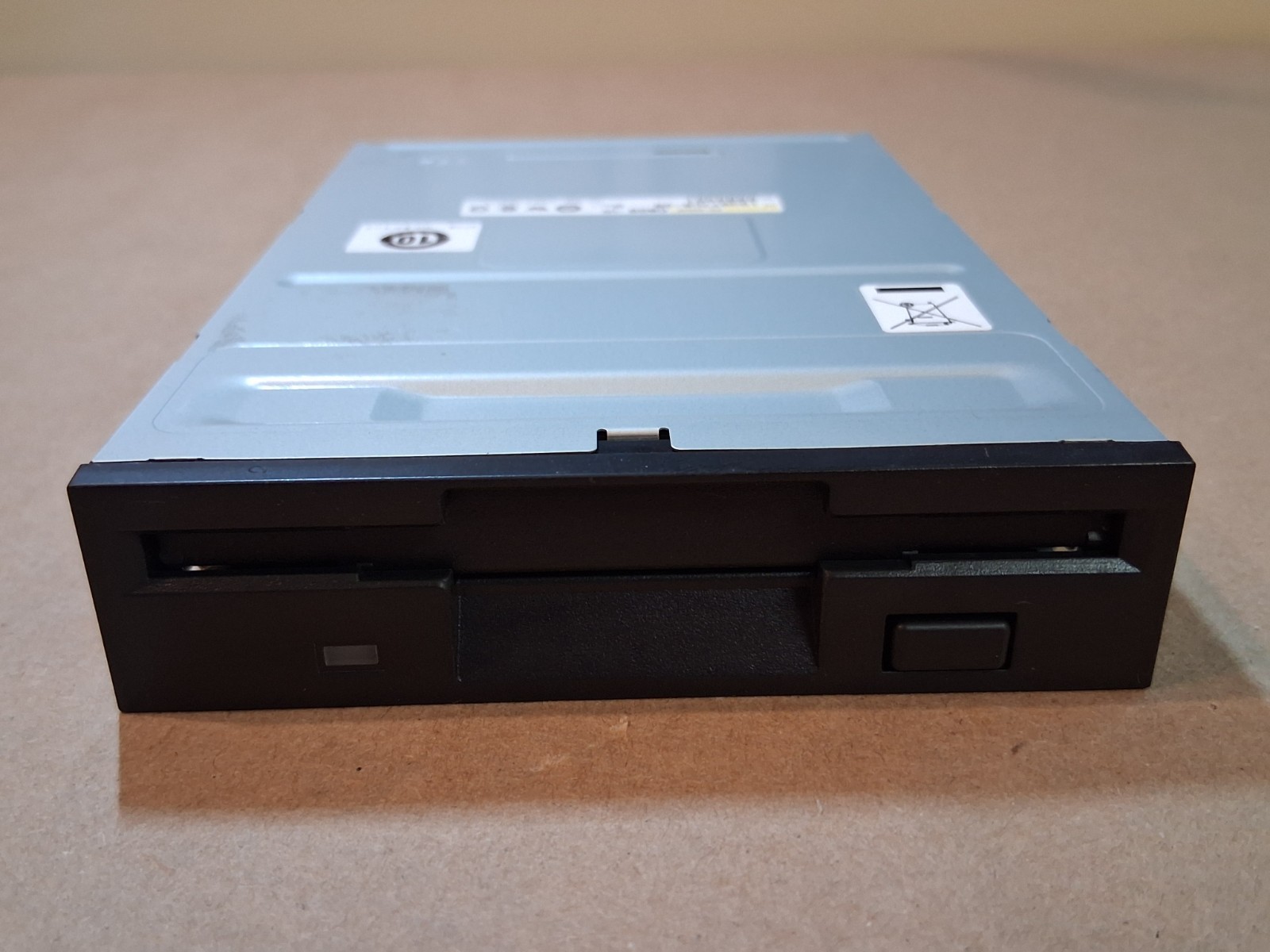 TEAC FD-235-HF - 193077C8-29 - 3.5” Floppy Disk Drive Internal Desktop - Black