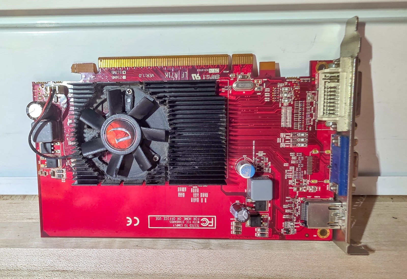 Video Graphic Card For DELL ATI Radeon HD 4550 512MB PCI-E 03Y14F 3Y14F Tested