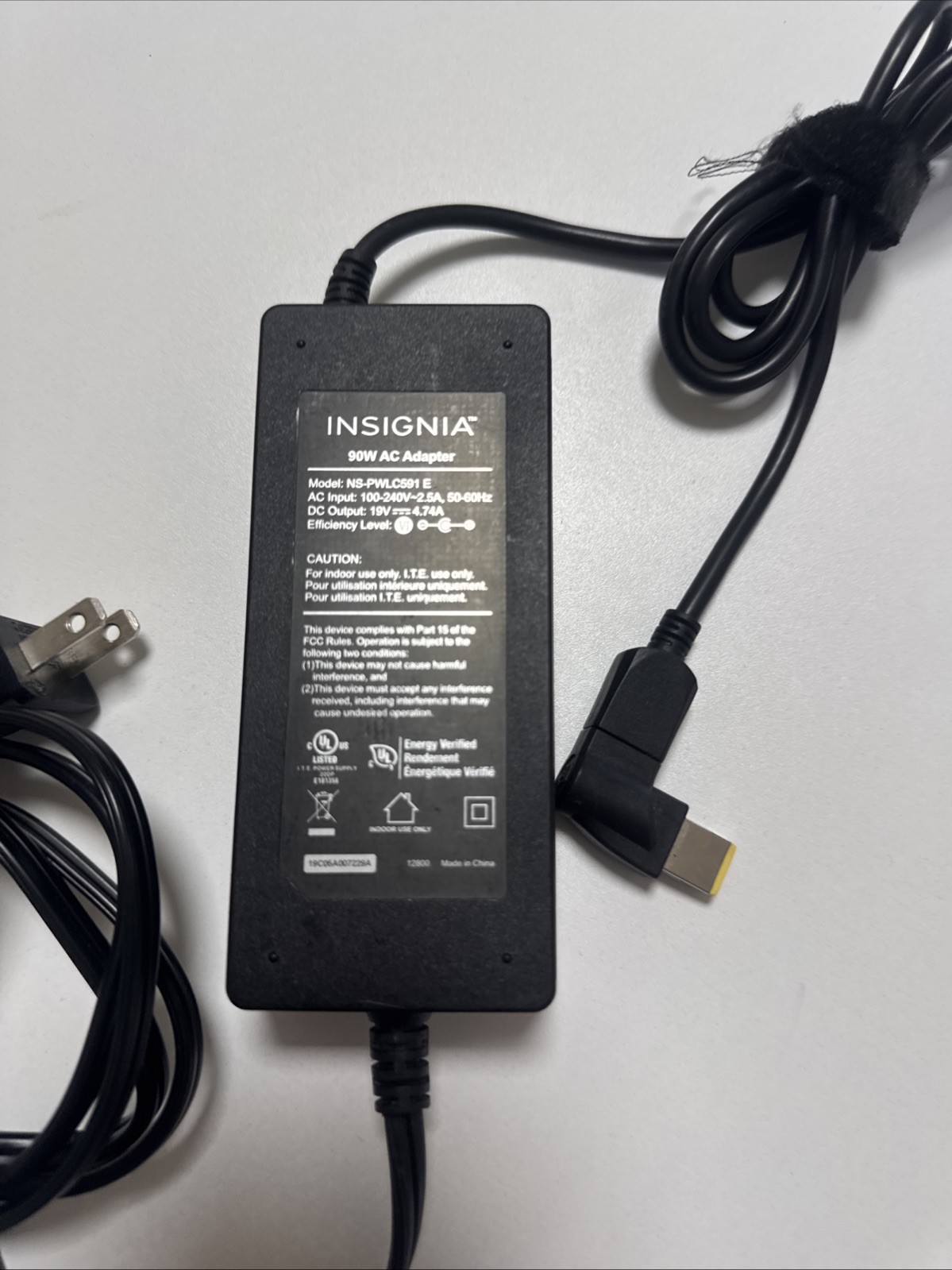 Genuine Insignia 90W AC Adapter NS-PWLC591 E  Power Supply 19V 4.74A