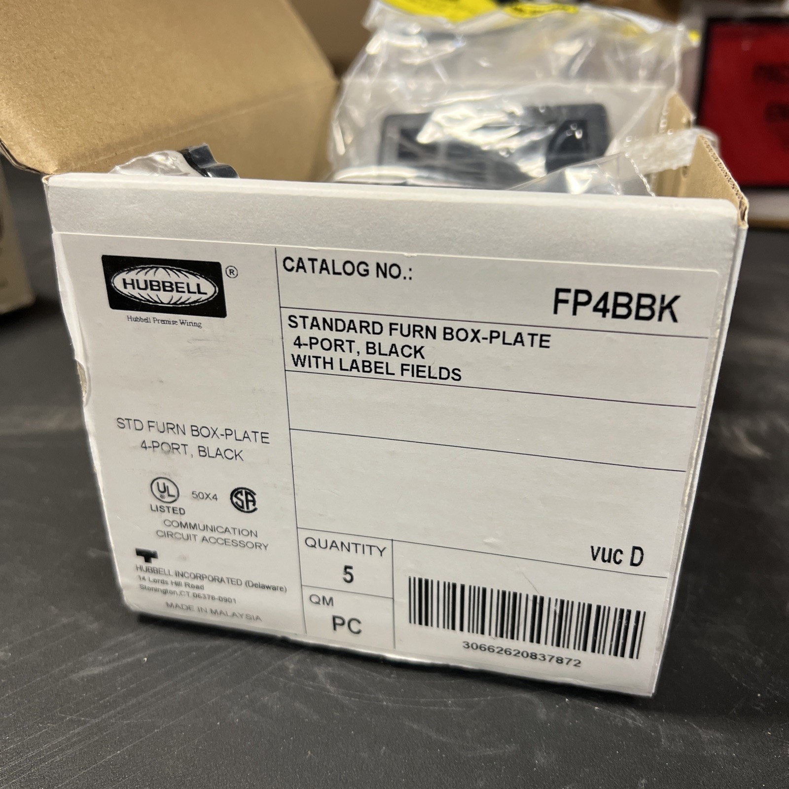 Hubbell FP4BBK Furniture Std Box 4-Port Black Box of 4