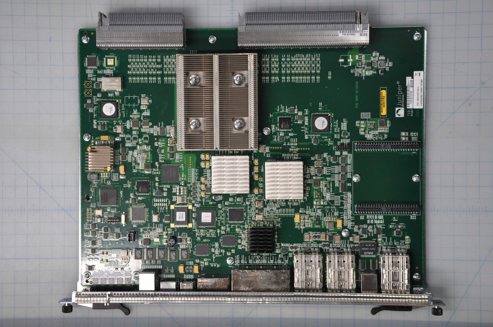 JUNIPER Fabric Board Switch SRX3K-SFB12GE-A