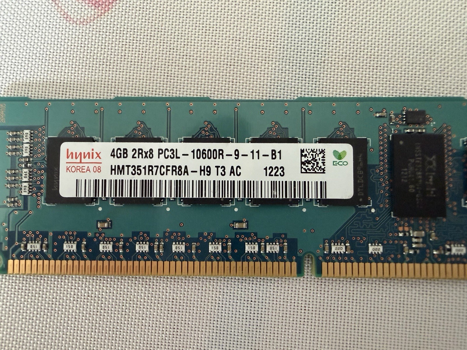 Hynix 4GB 2Rx8 PC3L-10600R-9-11-B1 (Lot Of 8 32GB Total)