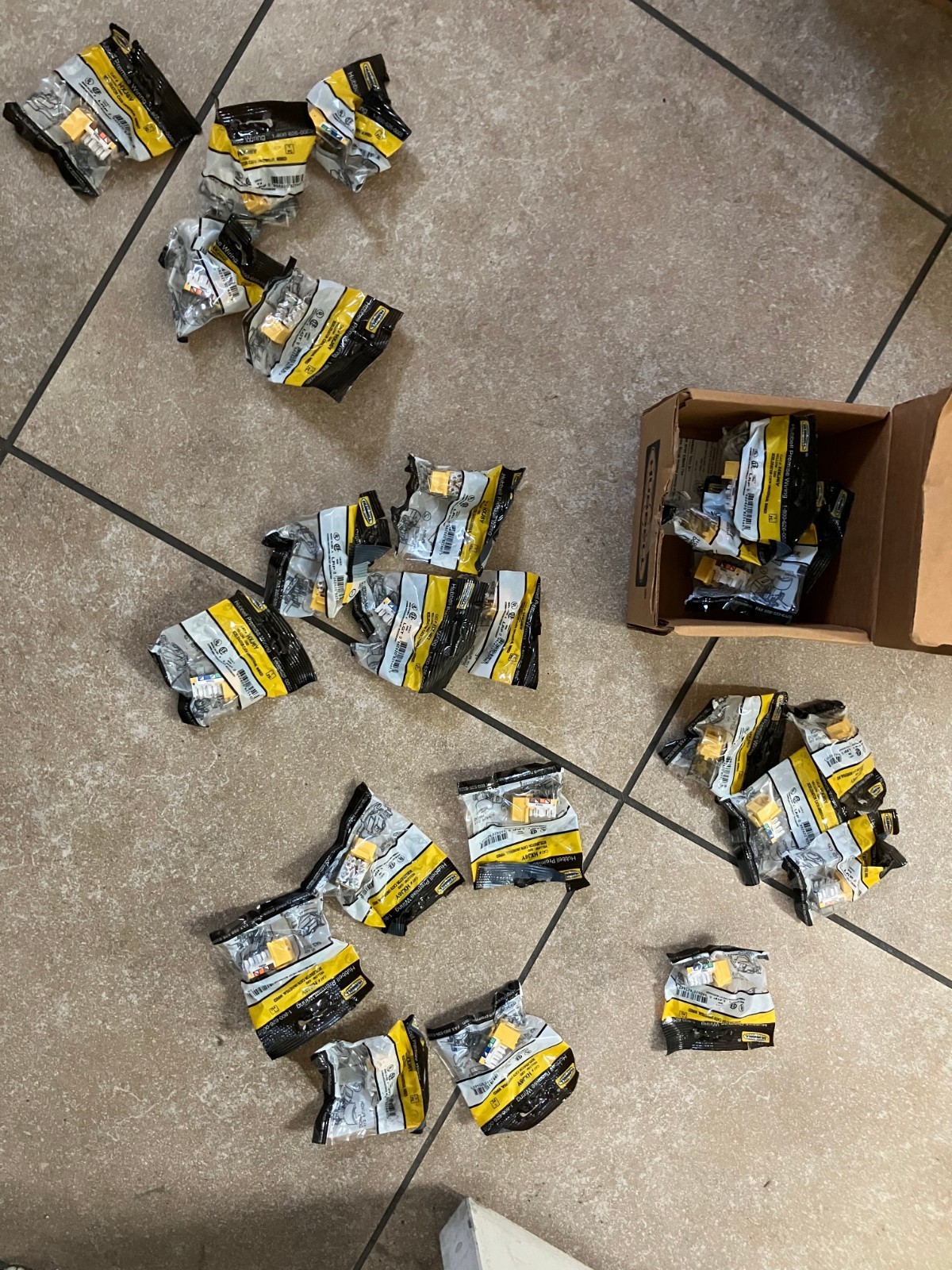 NEW - Hubbell HXJ6Y yellow gx2 xcelerator Cat 6 universal wired (Lot Of 25)