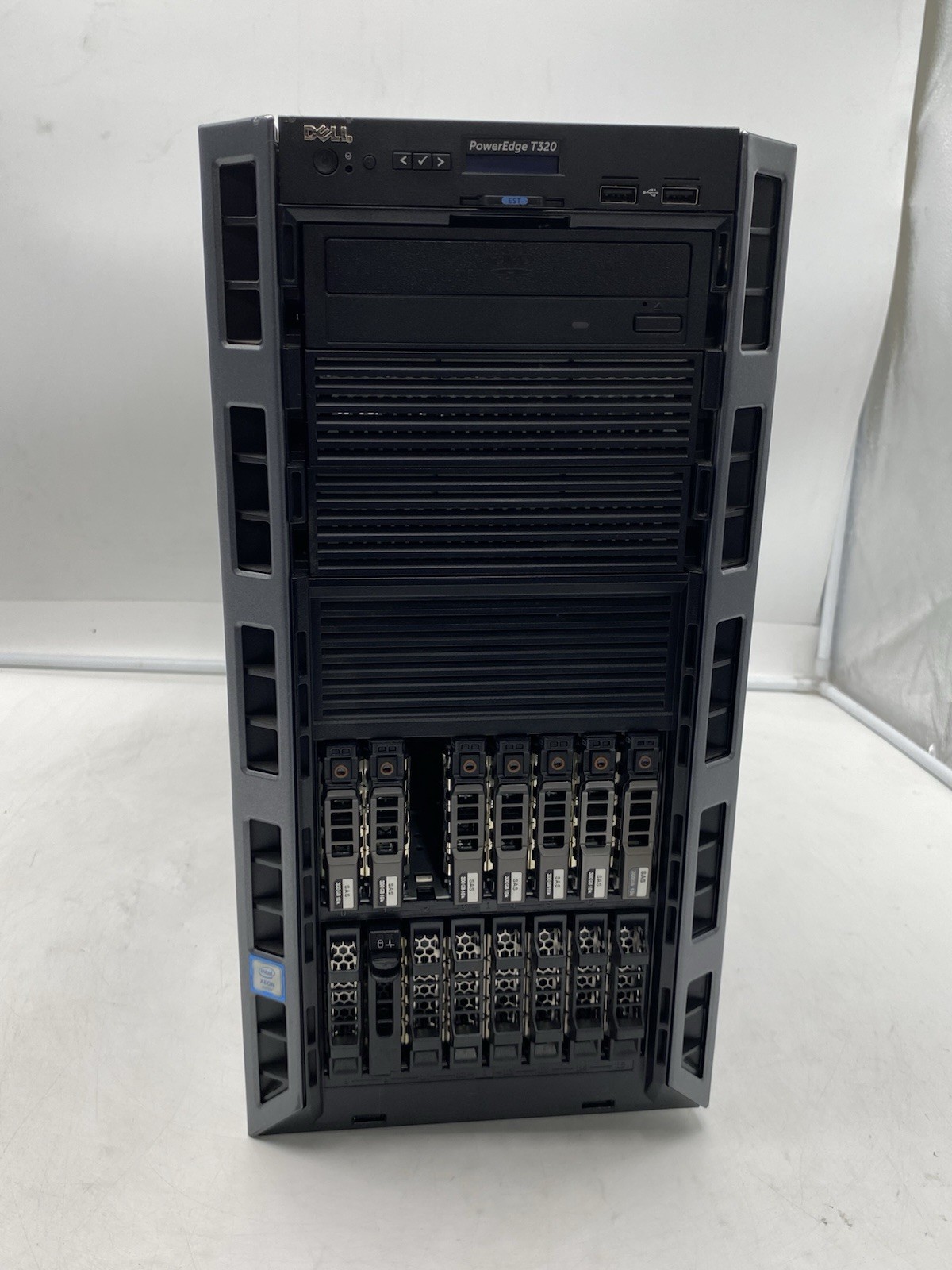 Dell PowerEdge T320 Xeon E5-2440v2 1.90GHz 64GB RAM PERC H310 8x 300GB HDD