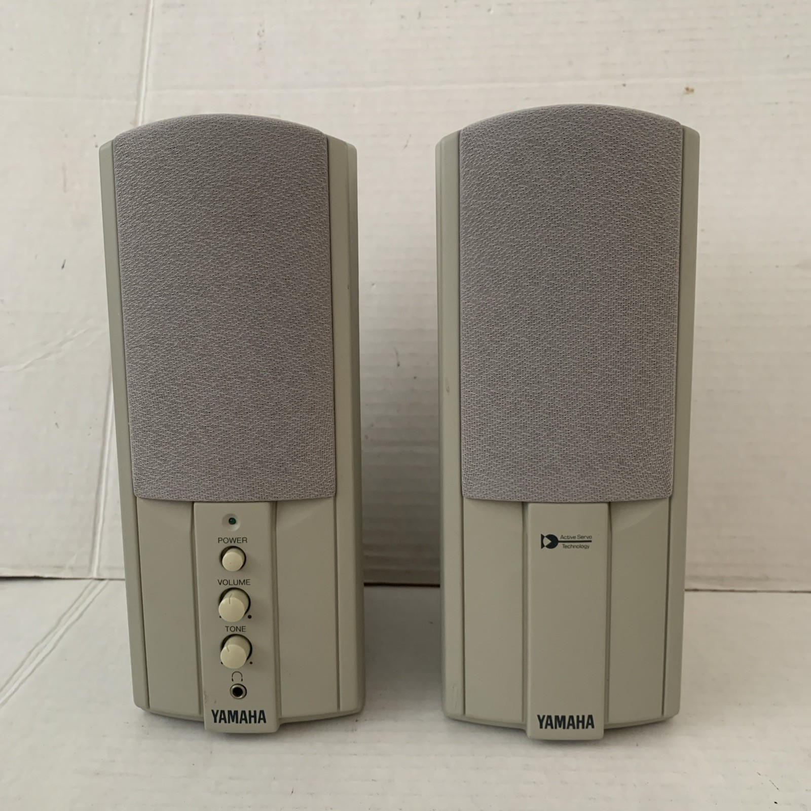 VTG Yamaha YST-M7 Powered Multimedia Computer Speakers Pair without power supply