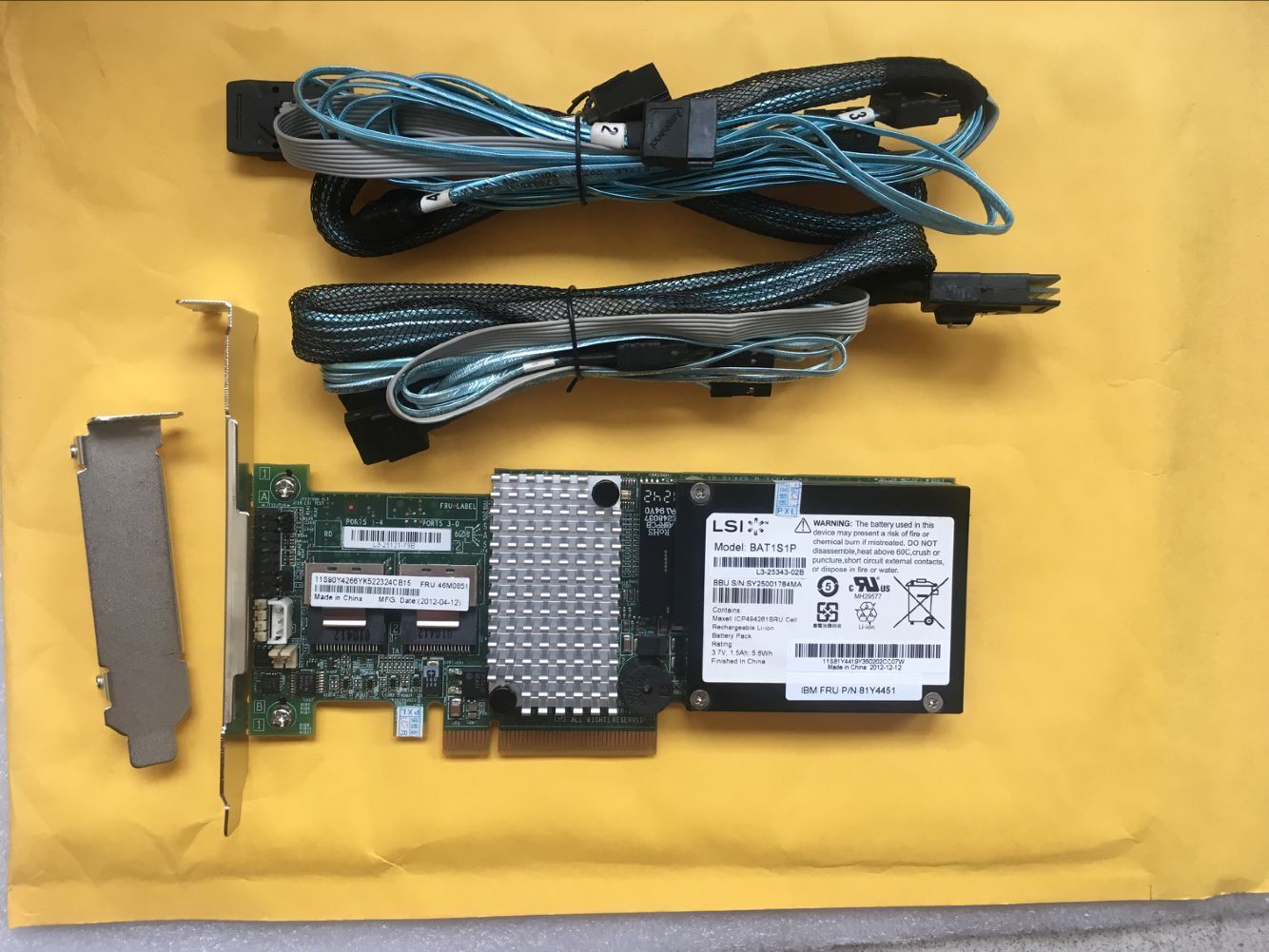 IBM M5015 LSI 9260-8i SAS RAID Controller PCI-E  8087 SATA Cable battery