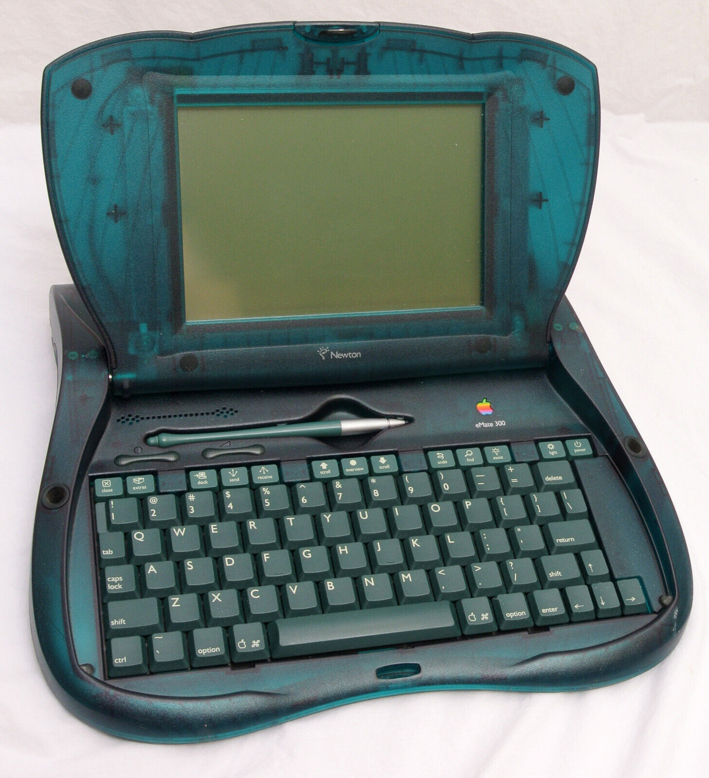 Apple Newton eMate 300 Touch Screen Laptop Computer PDA H0208 Vintage