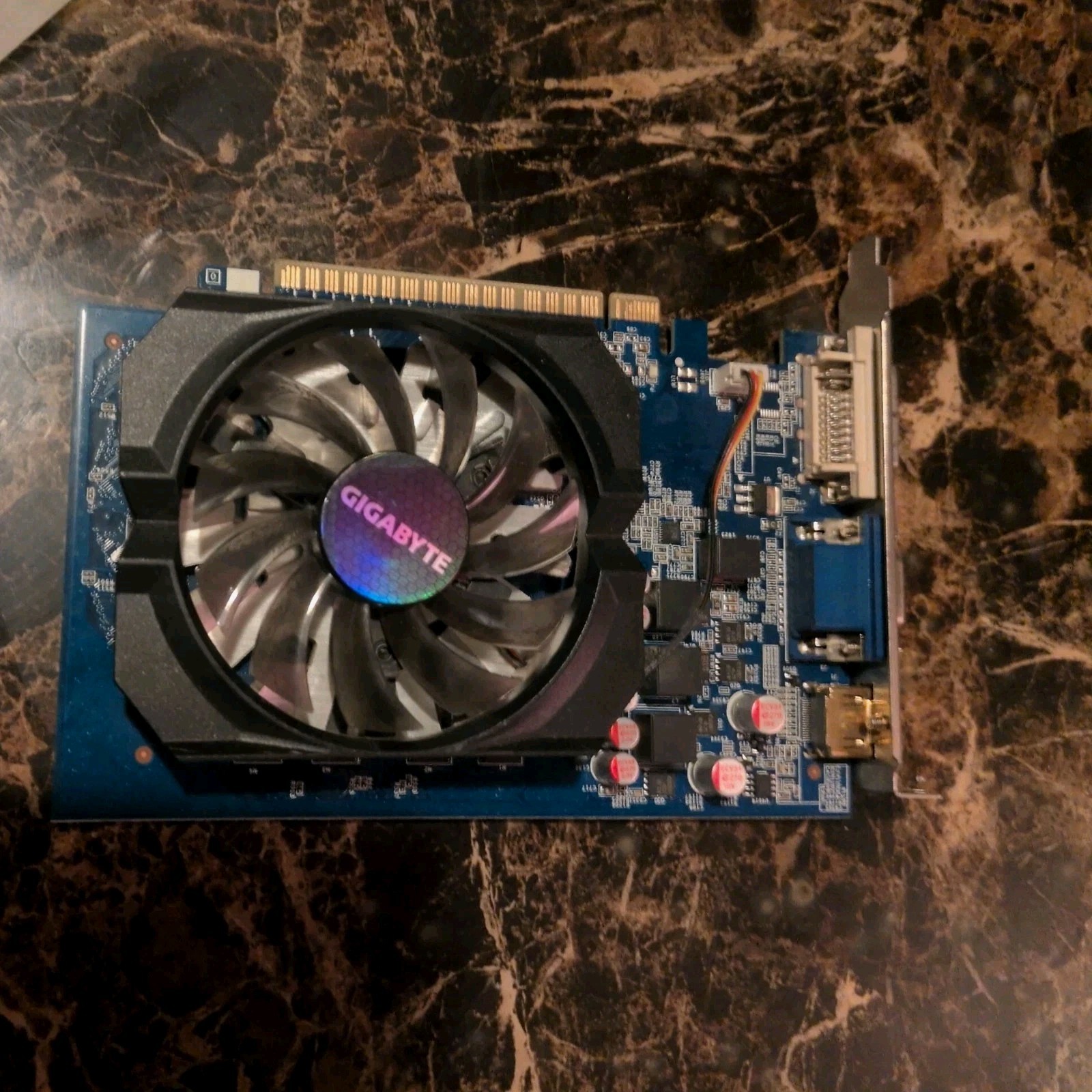 Gigabyte GeForce GT 420 Graphics Card - 2GB DDR3, PCIe 2.0 Model: GV-N420-2GI