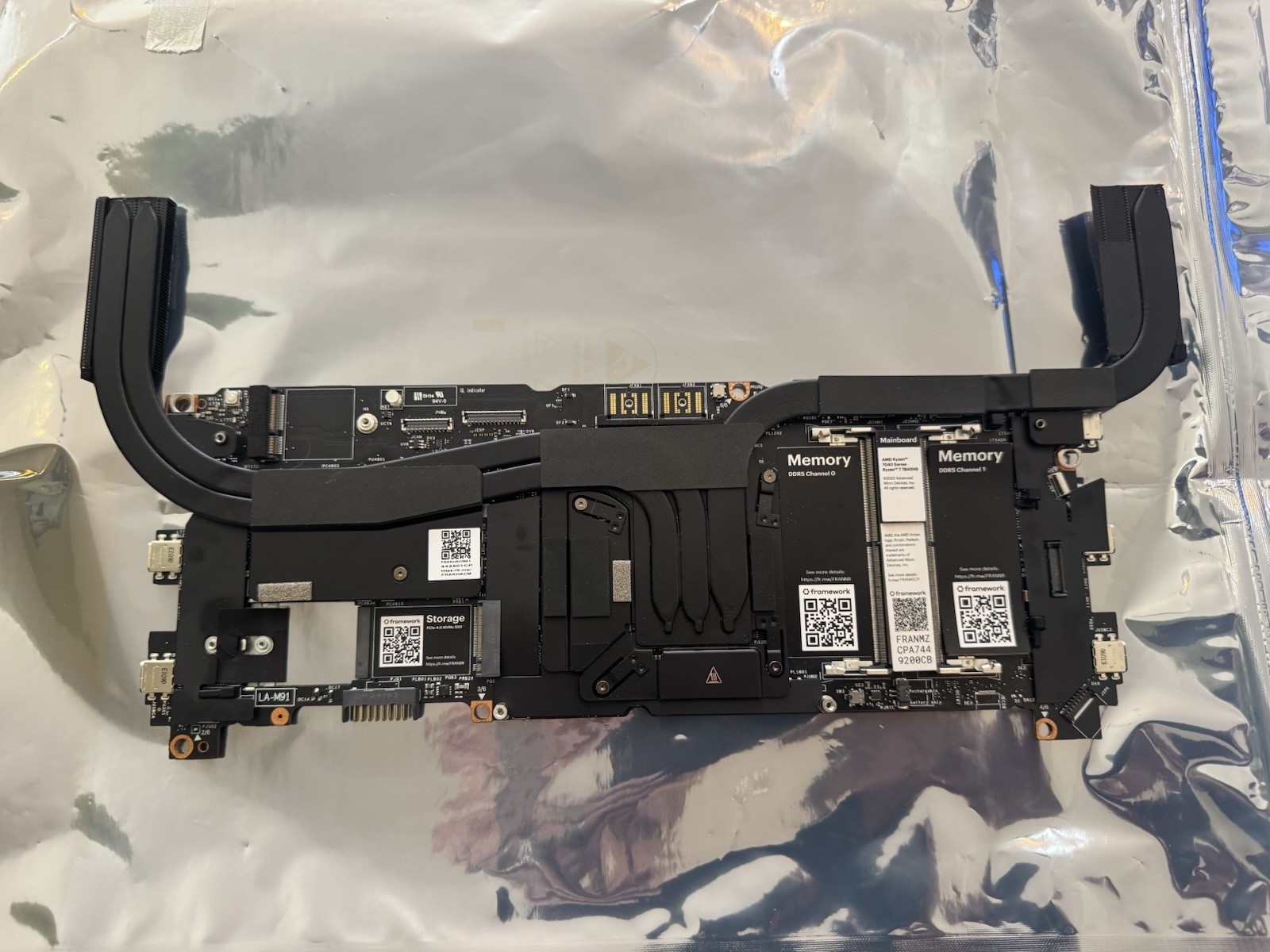 Framework 16 AMD Ryzen 7 7840HS Motherboard - FOR PARTS/REPAIR
