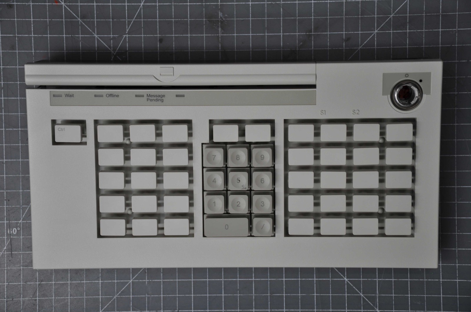 NEW IBM 4690-3320 50 KEY KEYBOARD RS-485 WITH MSR 65Y4674
