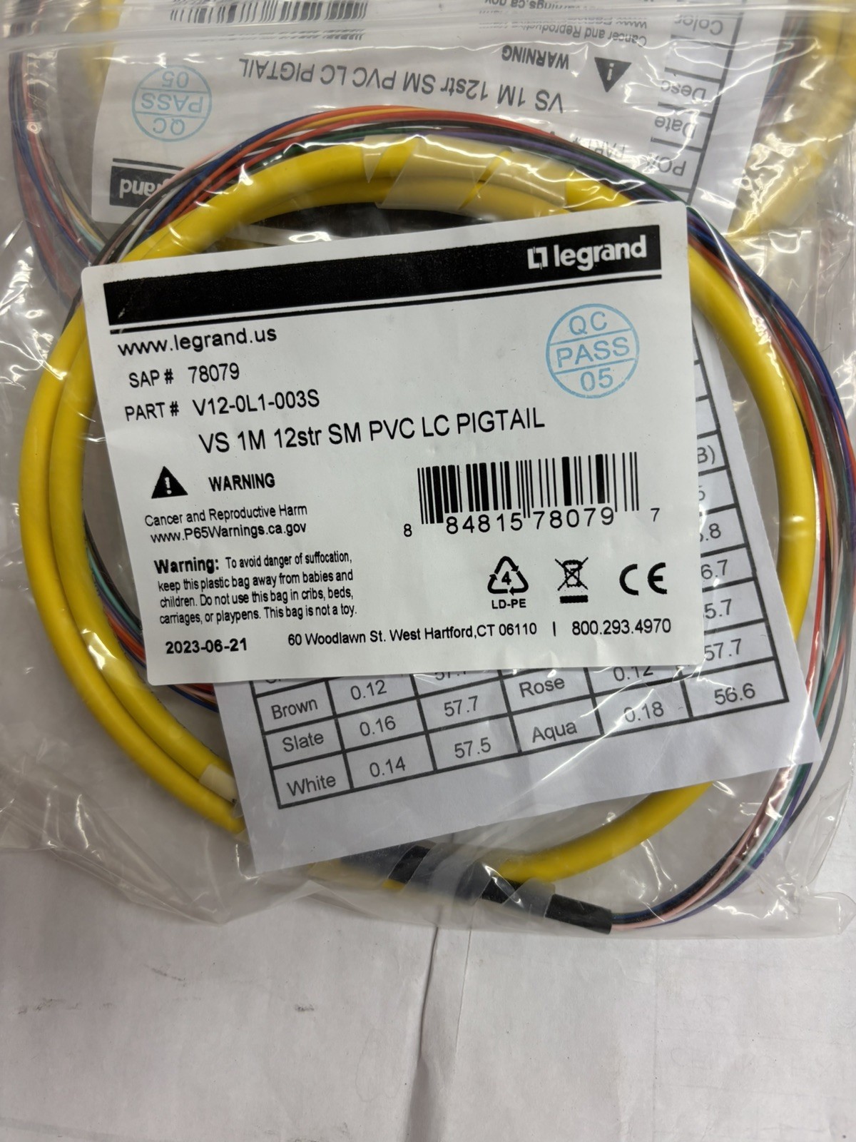 Legrand VS 1M 12str SM PVC LC PIGTAIL