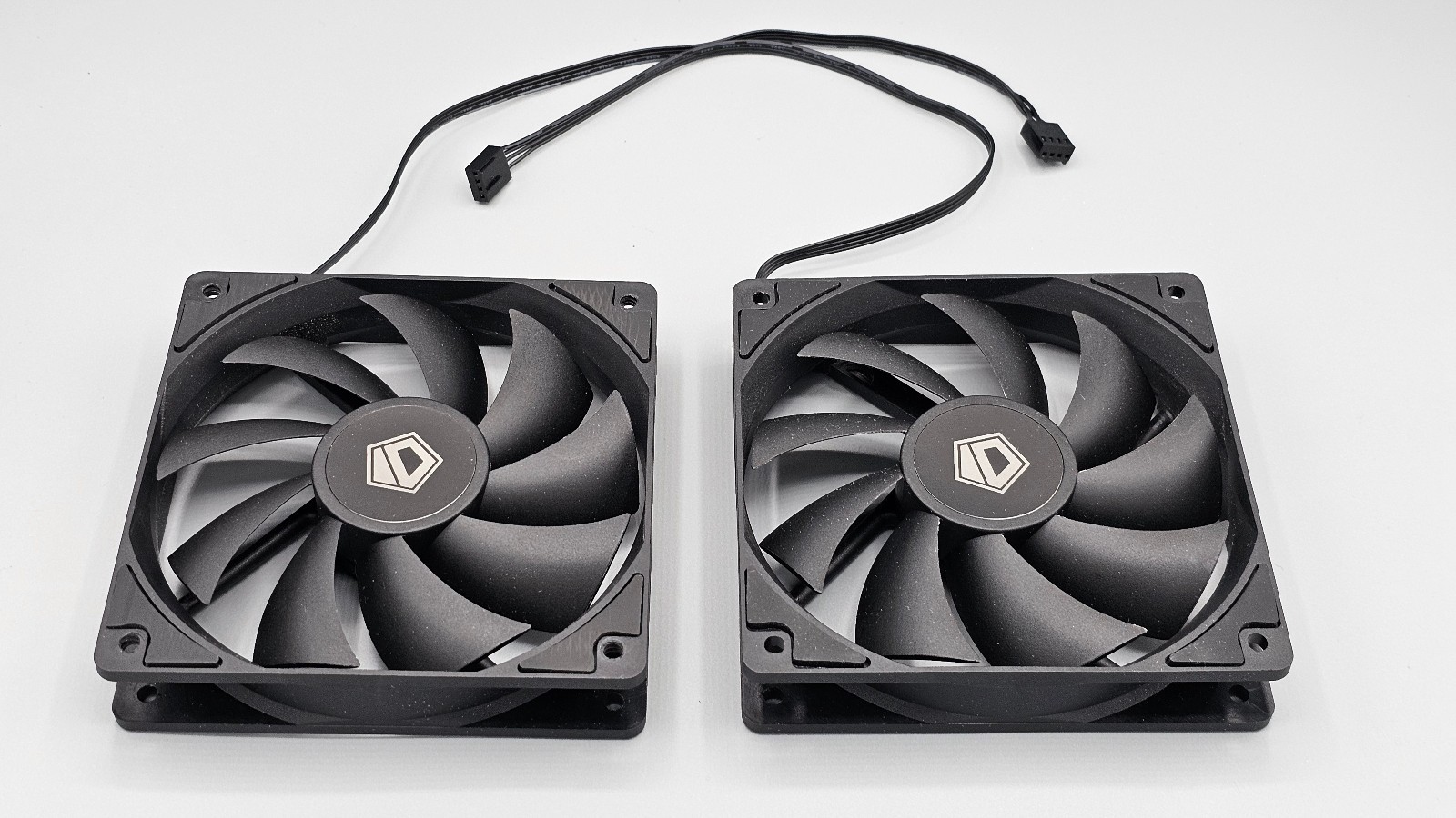 2x ID-Cooling XF-120 4-Pin 120MM Case Fans