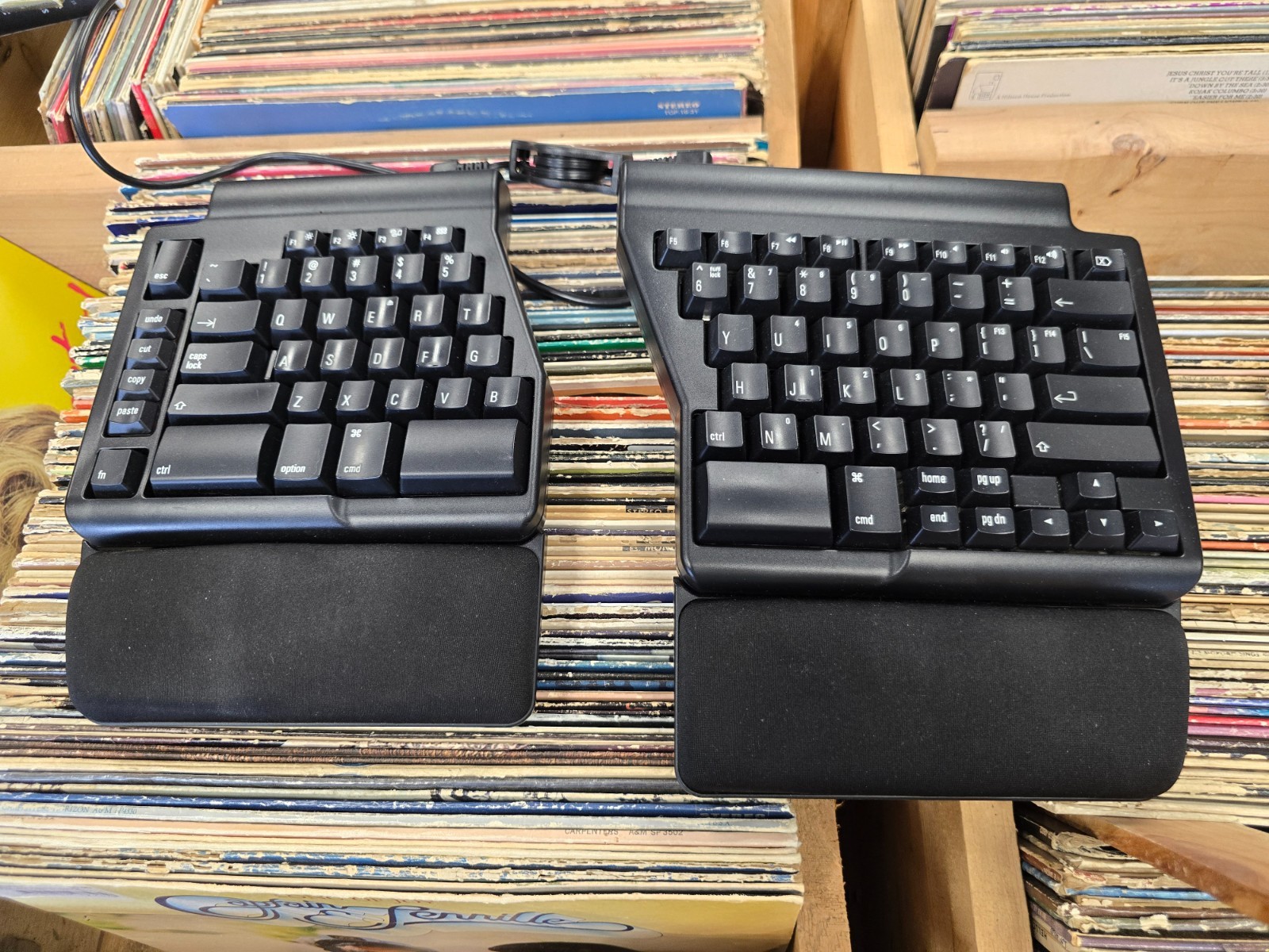 Matias Ergo Pro Keyboard for Mac – Split Ergonomic USB Keyboard – Model FK403R