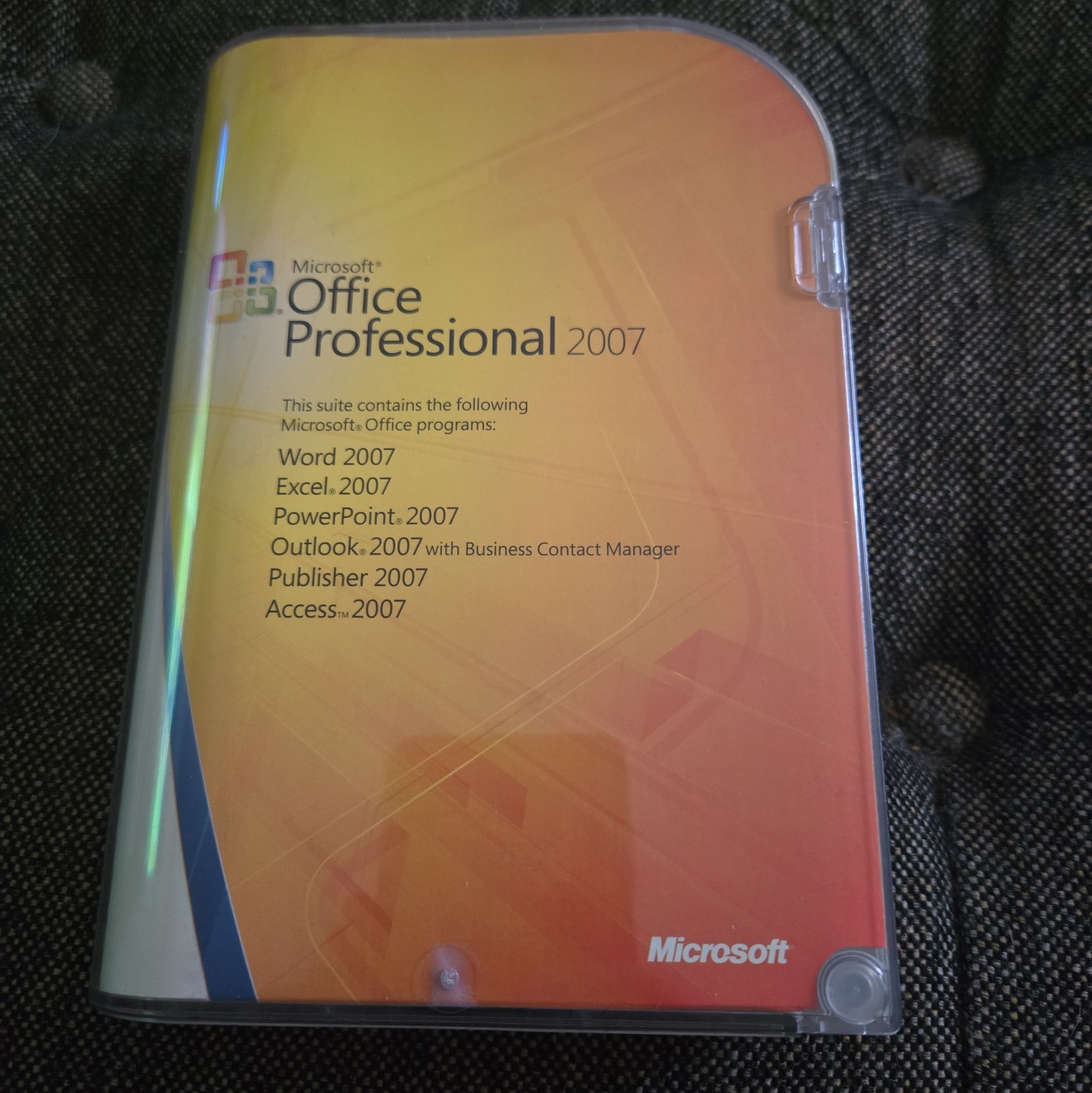 Microsoft Office Professional 2007 Retail Version, Complete wt Installation Key