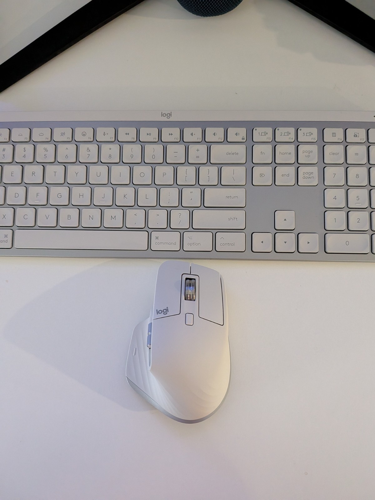Logitech MX Keys Keyboard and MX Master 3S Mouse For Mac
