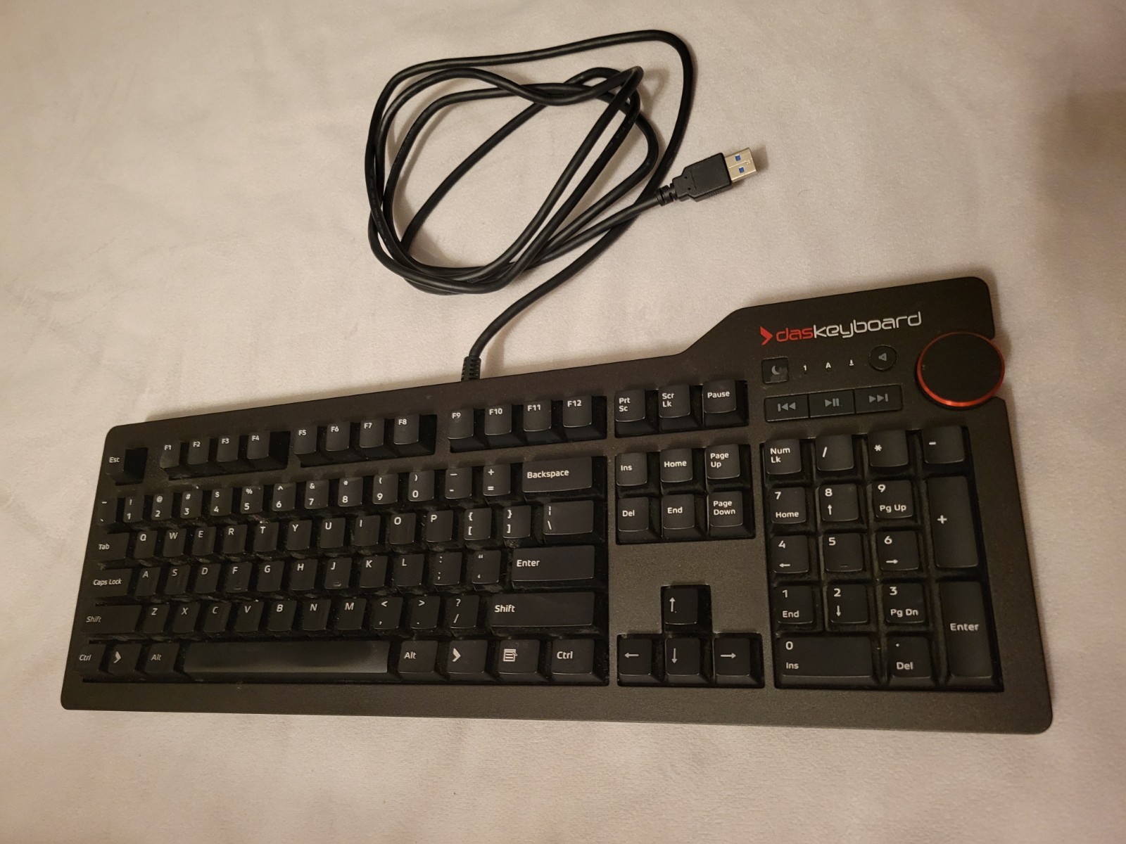 Das Keyboard 4 Professional Mechanical Keyboard Cherry MX Brown Hub WORKS 