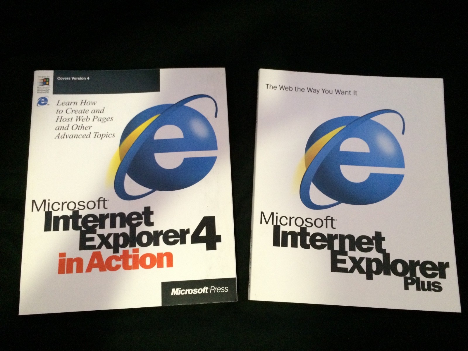 Microsoft Internet Explorer 4 Books Lot of 2 / Macintosh Home Computers
