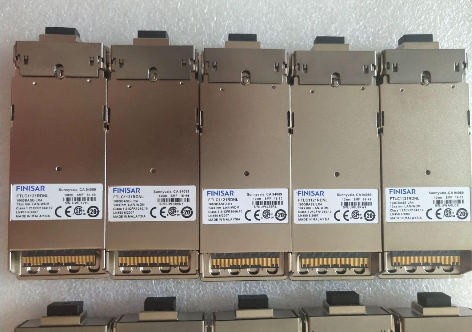 1pcs Finisar FTLC1121RDNL CFP2 100GBASE-LR4 100G-4*25 10km 13xx SMF Transceiver