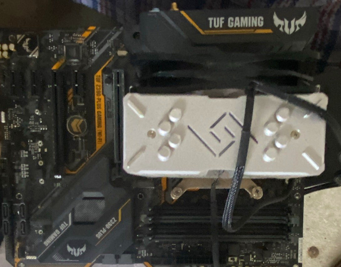 ASUS TUF Z390-PLUS GAMING (Wi-Fi) ATX LGA1151 Intel Core i7 DDR4