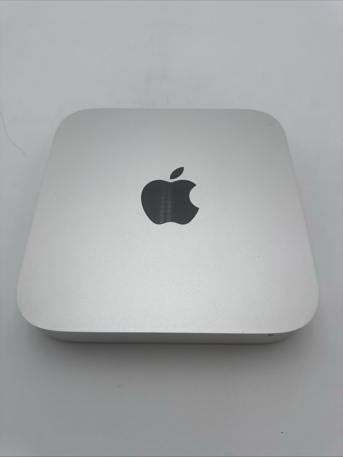 Apple Mac Mini 2010 A1347 w/ Core 2 Duo 2.66GHz CPU 128GB SSD 1TB HDD 8GB