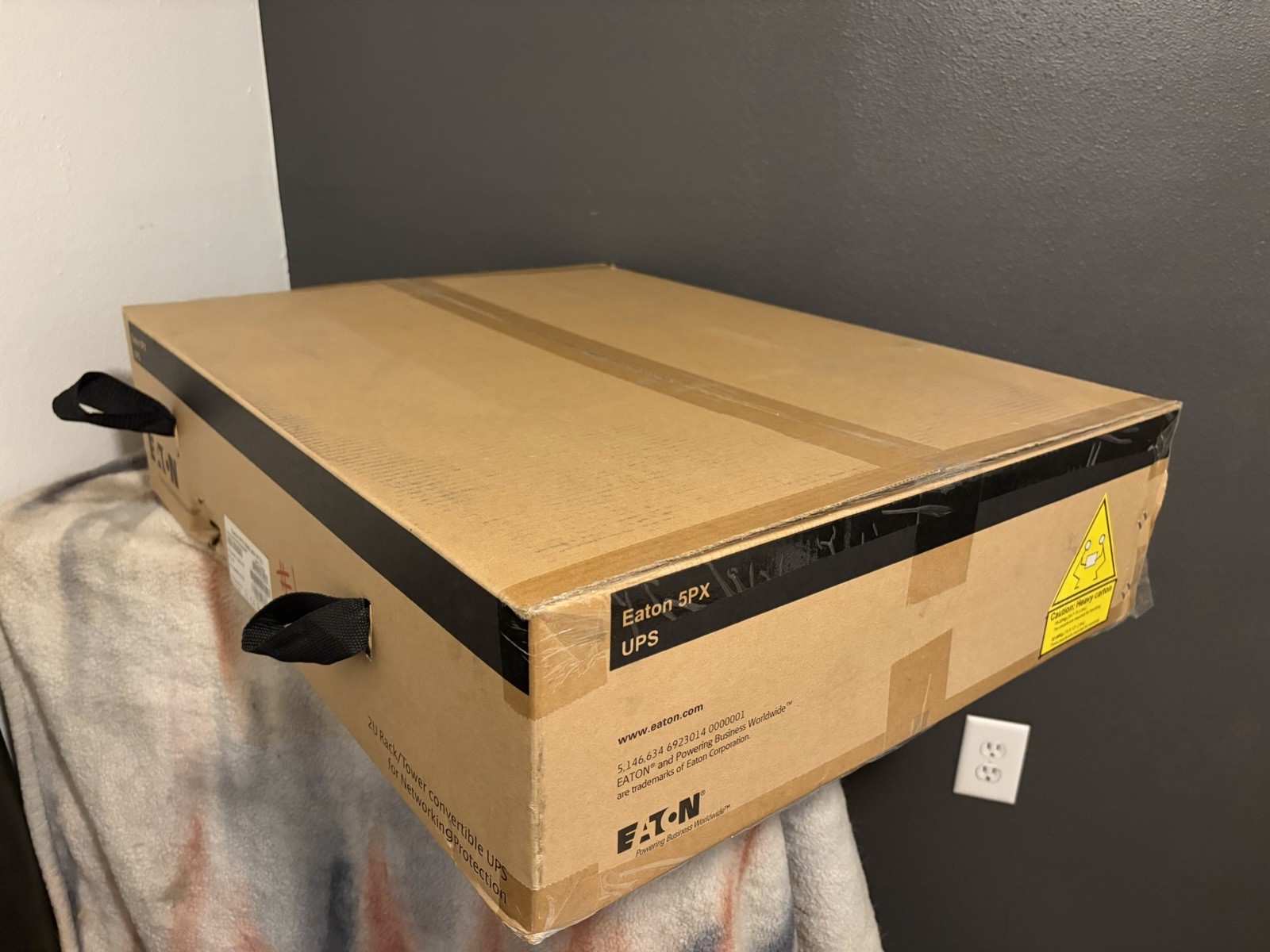 **LOOK**Eaton UPS External Battery Module 5PXEBM48RT**Absolute Auction/Sale