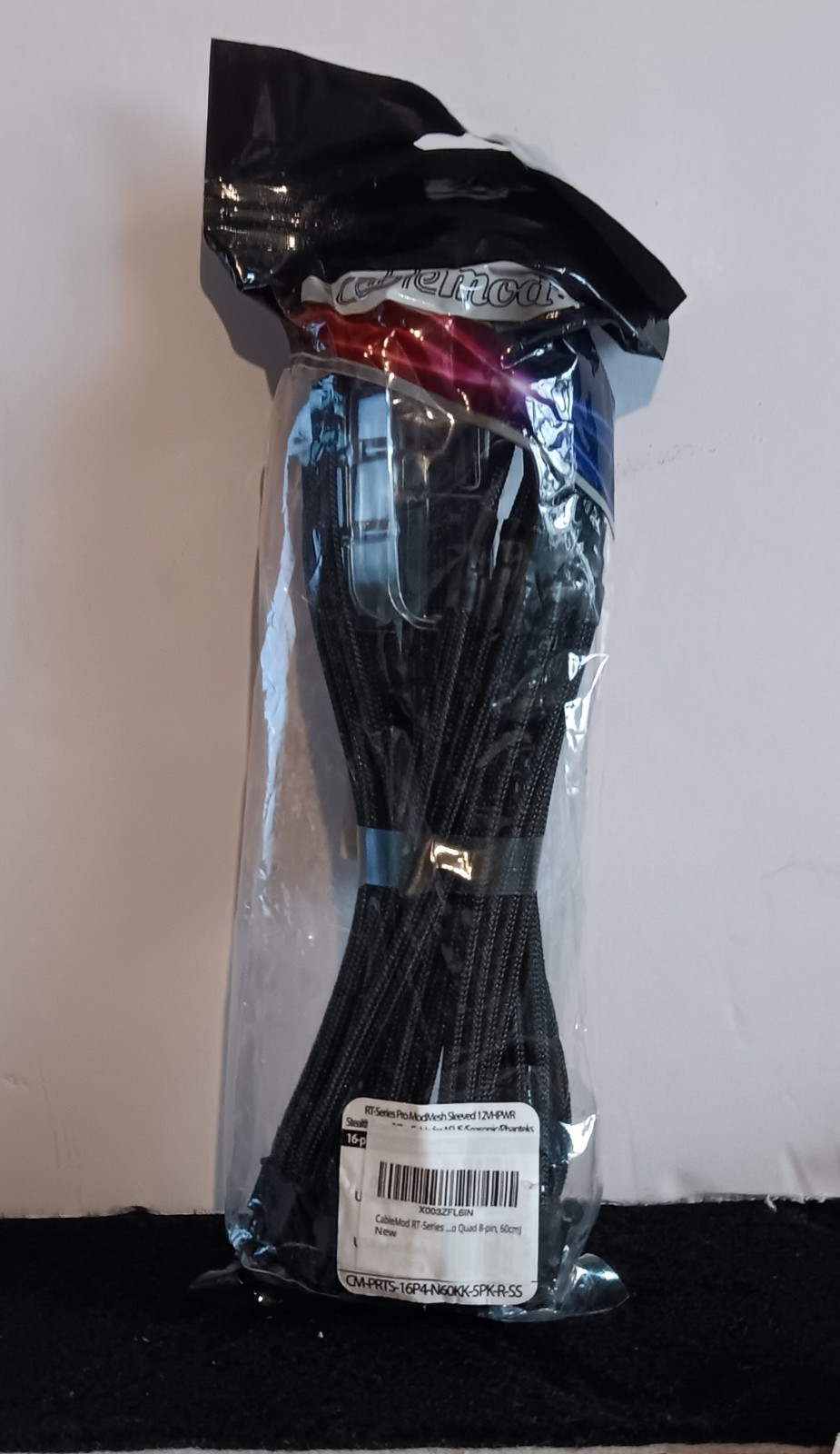 CableMod E-Series Pro ModMesh Sleeved 12VHPWR (CM-PRTS-16P4-N60KK-5KP-R-SS)