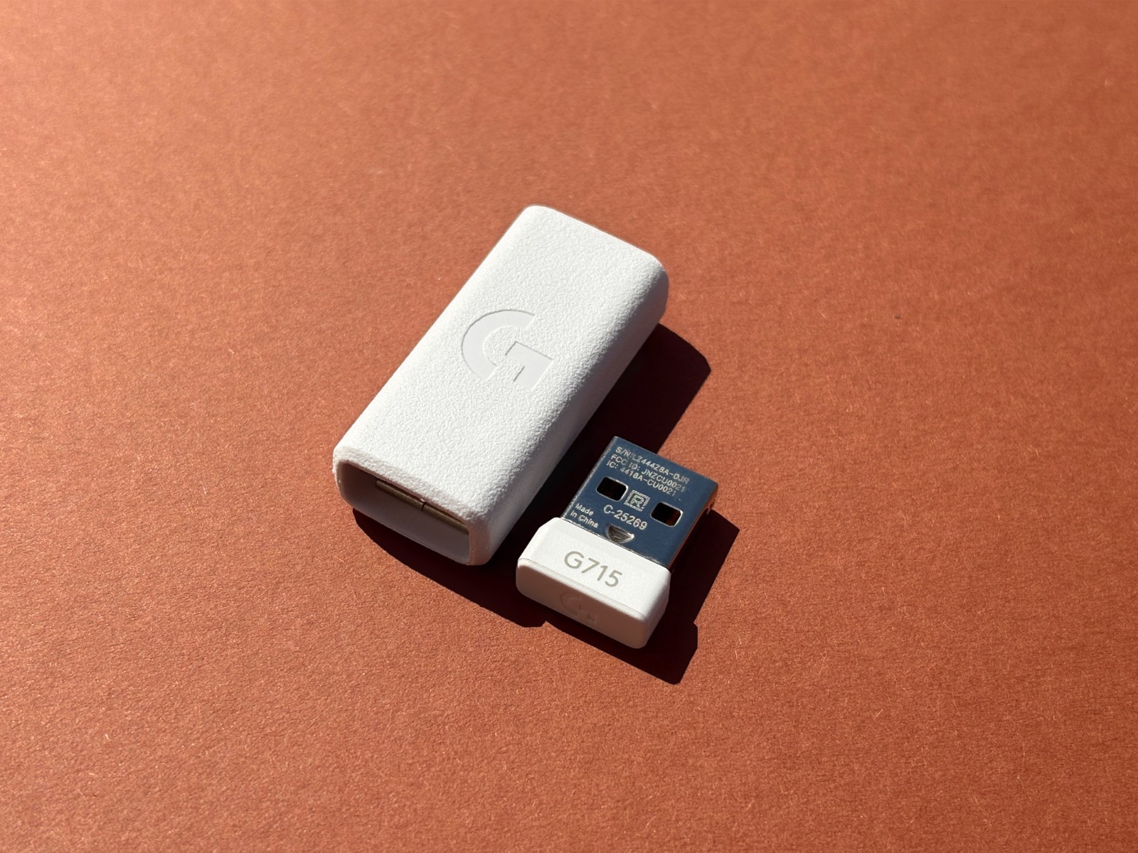 Logitech G715 LIGHTSPEED Wireless Mechanical Gaming Keyboard USB Dongle - White
