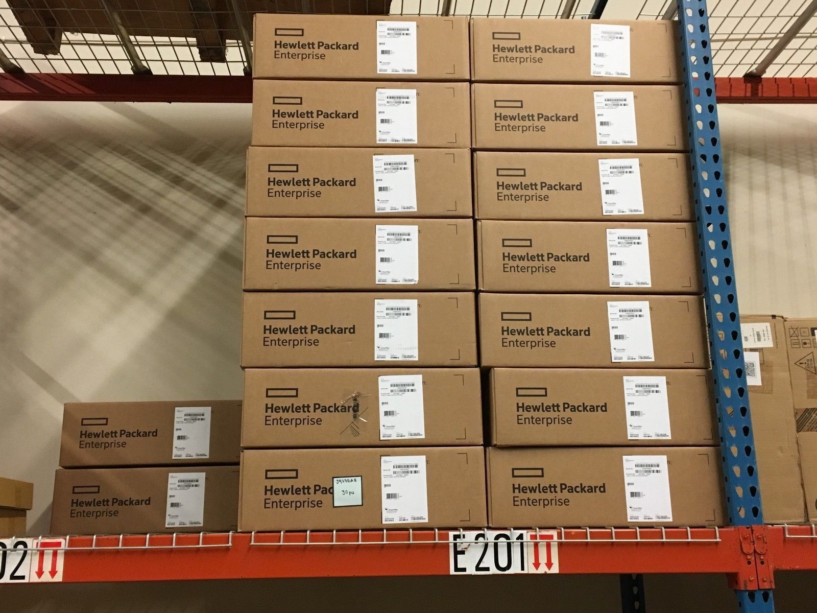 JL563A JL563B HPE Aruba 10GBASE-T SFP+ RJ45 30m Transceiver HPE RENEW OPEN BULK