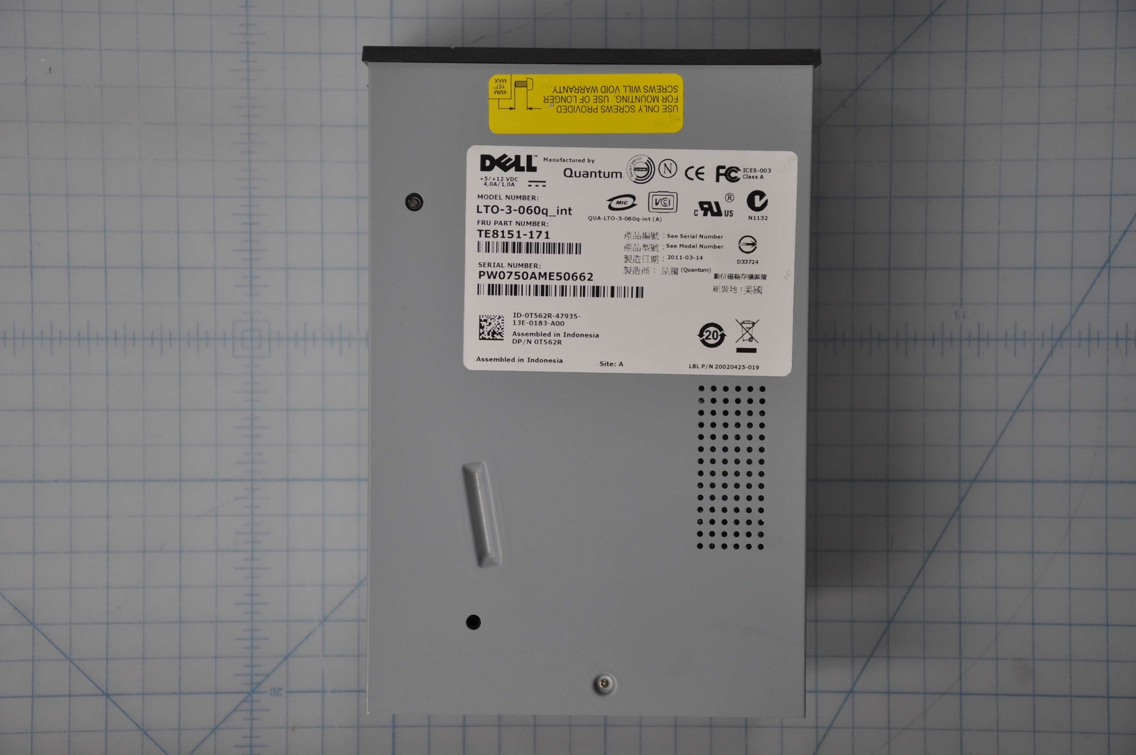 Dell Quantum LTO-3-060Q_INT Ultrium LTO 3 Tape Drive, T562R