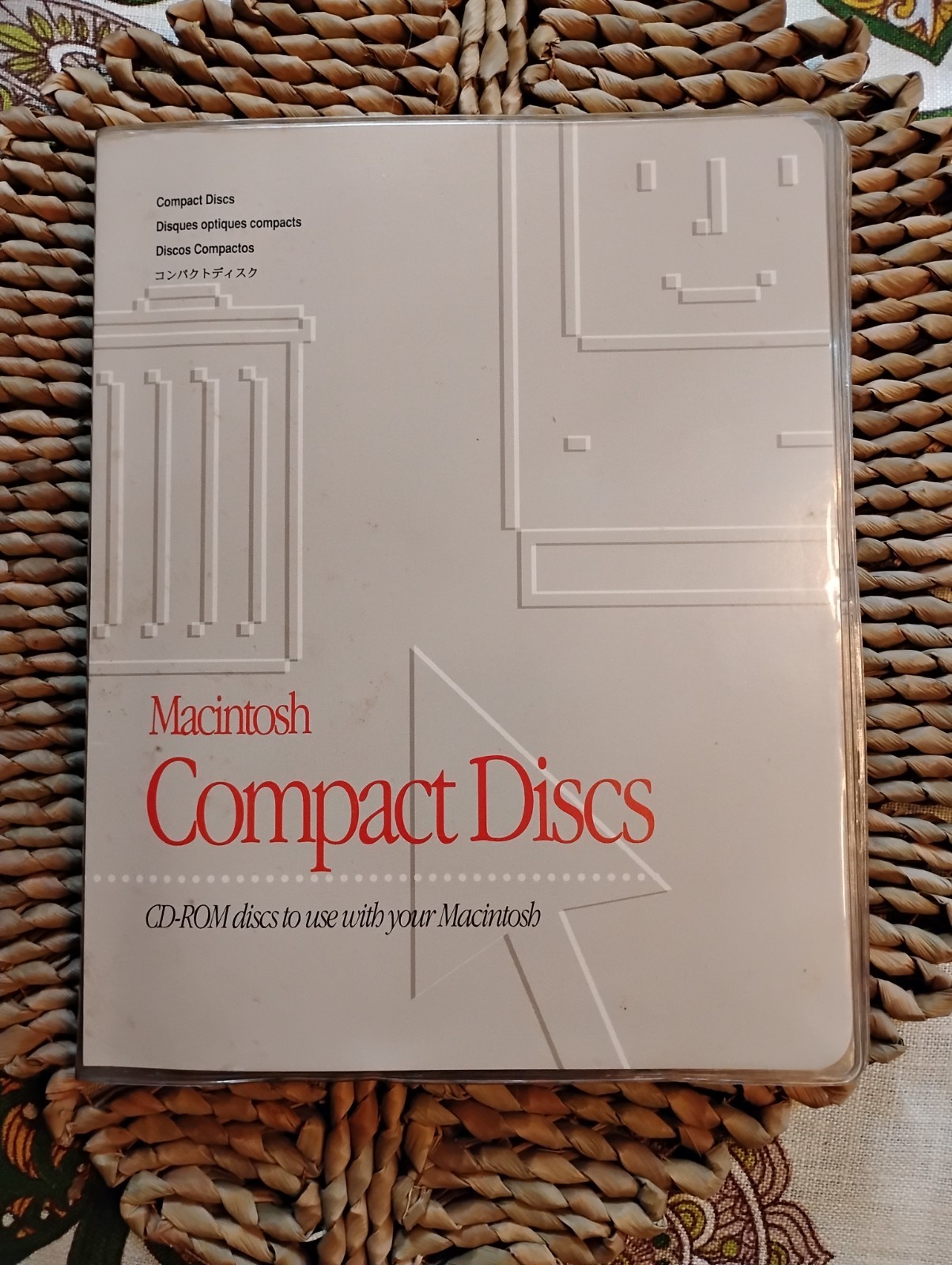 Vintage Apple Macintosh Compact Discs 6218cd Vinyl CD Gray Cases with 9 Discs