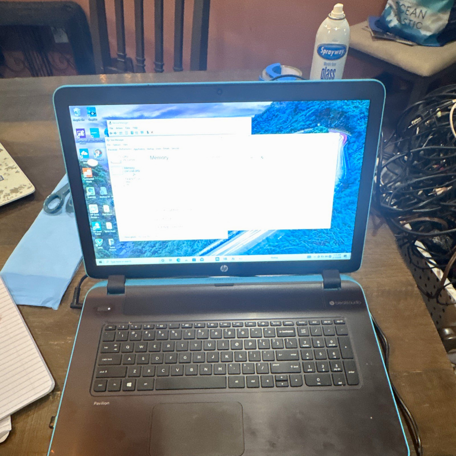 HP Pavilion 15.6" Intel i5 8GB RAM 1TB HDD Win10 BeatsAudio Blue/Black