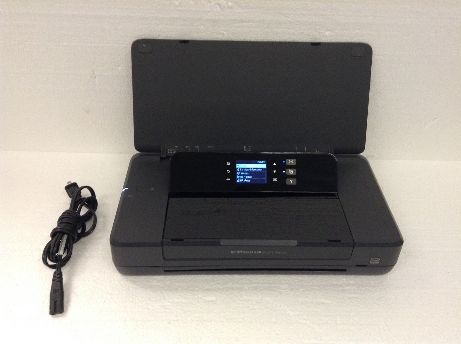 HP OfficeJet 200 Mobile Printer CZ993-64001 Wireless W /Battery NO INK 