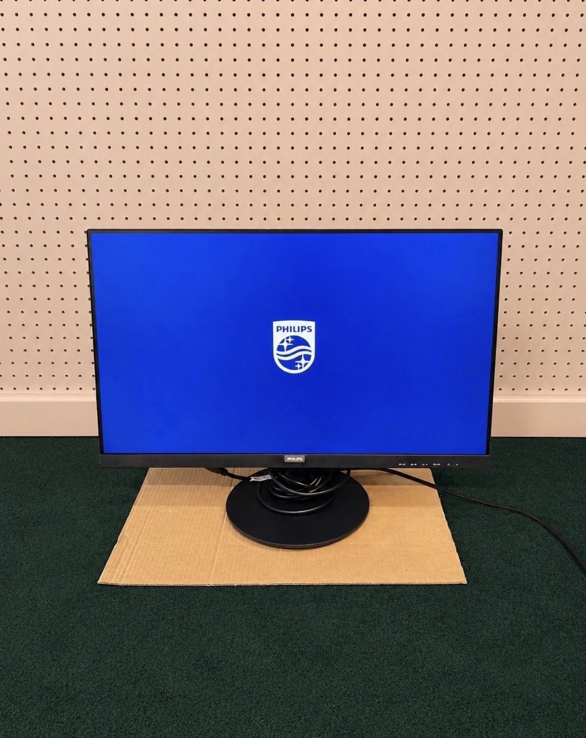 Philips 24" Full HD 1080p LED Computer Monitor HDMI Tested Working w/ Stand