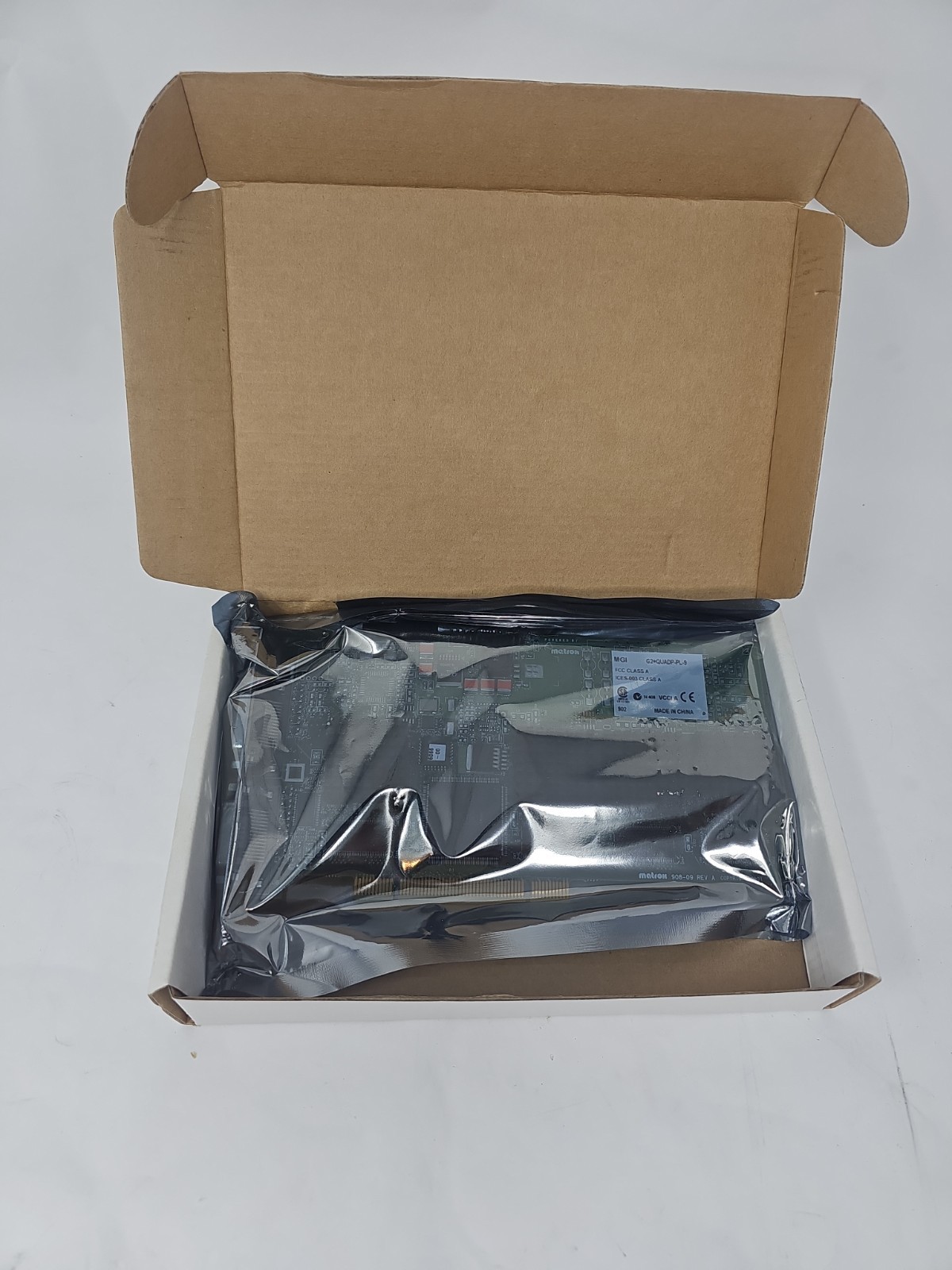 Matrox G200 MMS G2+QUADP-PL-9 32MB PCI Quad Monitor Video Card. Sealed 