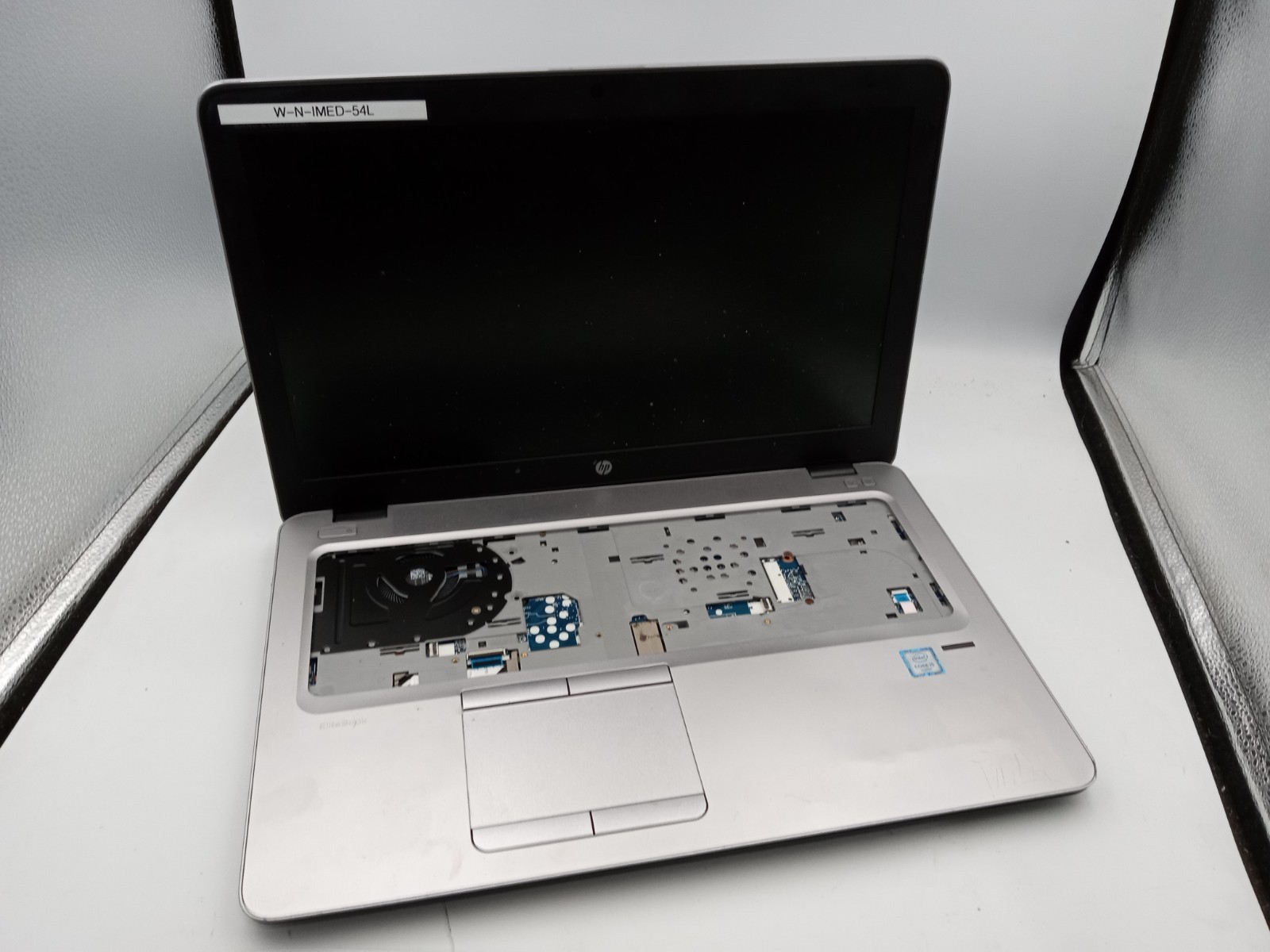 HP EliteBook 850 G3 15" Laptop Intel Core i5-6200U - BROKEN HINGES -RR