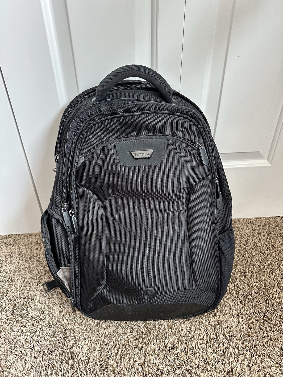 Targus 15.6 inch Corporate Traveler Backpack - CUCT02B-72 TSA Pass through