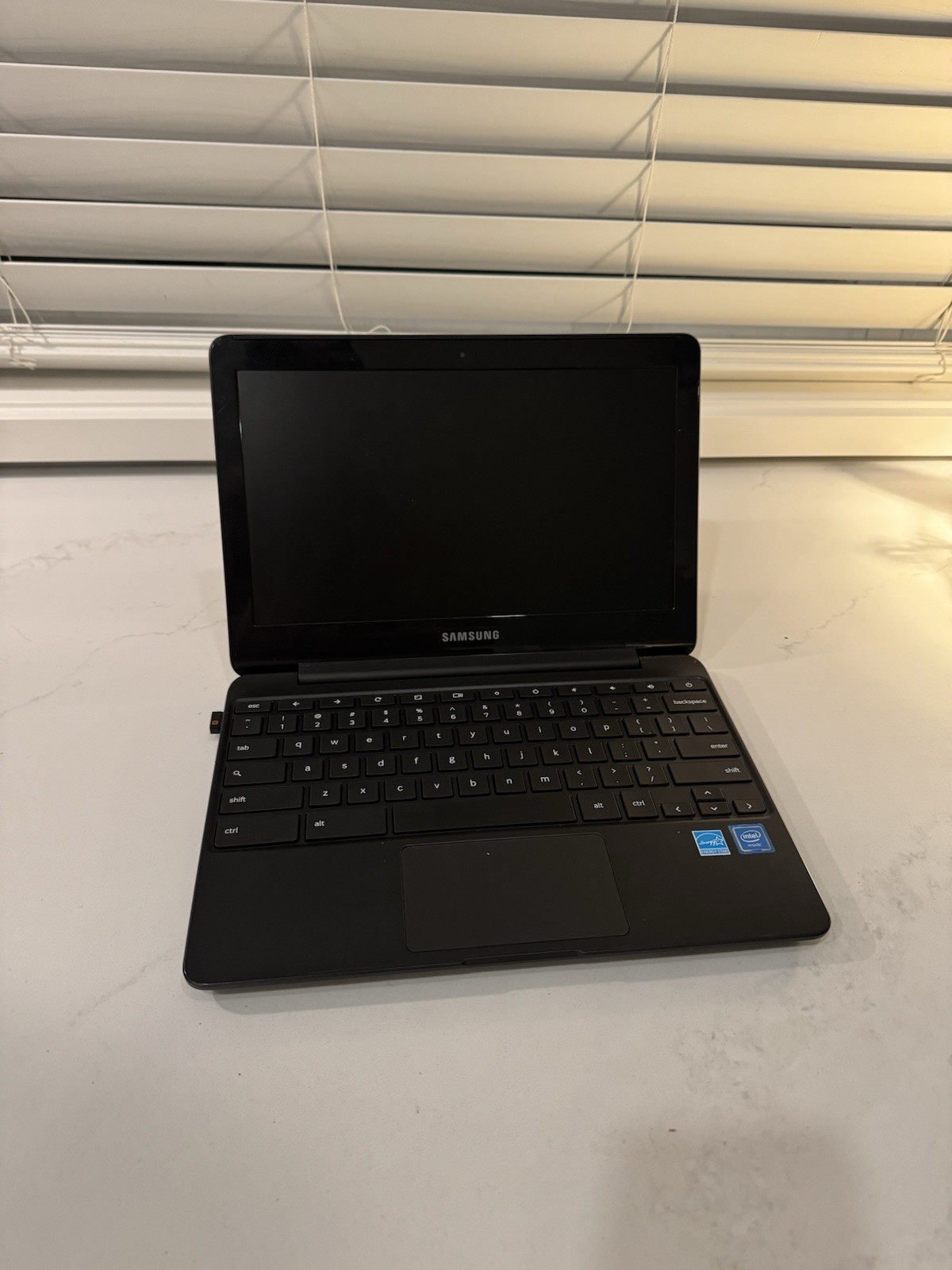 Samsung Chromebook 15.6 in Intel Celeron Chrome OS Laptop - Black