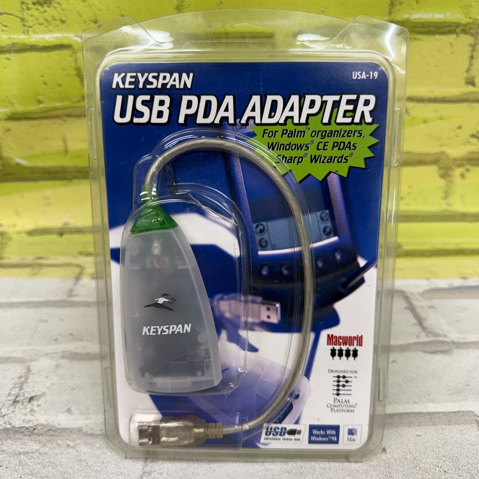 Keyspan USA-19 USB PDA Adapter Palm Windows CE Mac PC Vintage NOS 