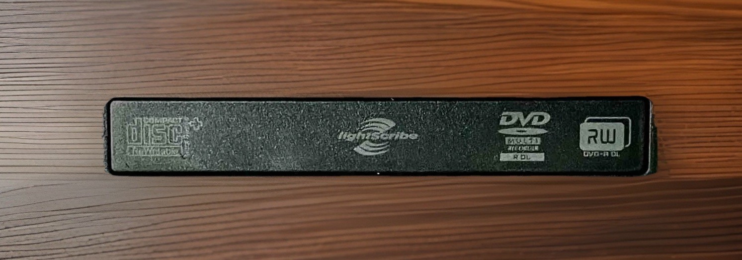 Hewlett Pack 16AALDT2 575781500 8x DVD±RW Dual Layer LightScribe SATA Drive 5757