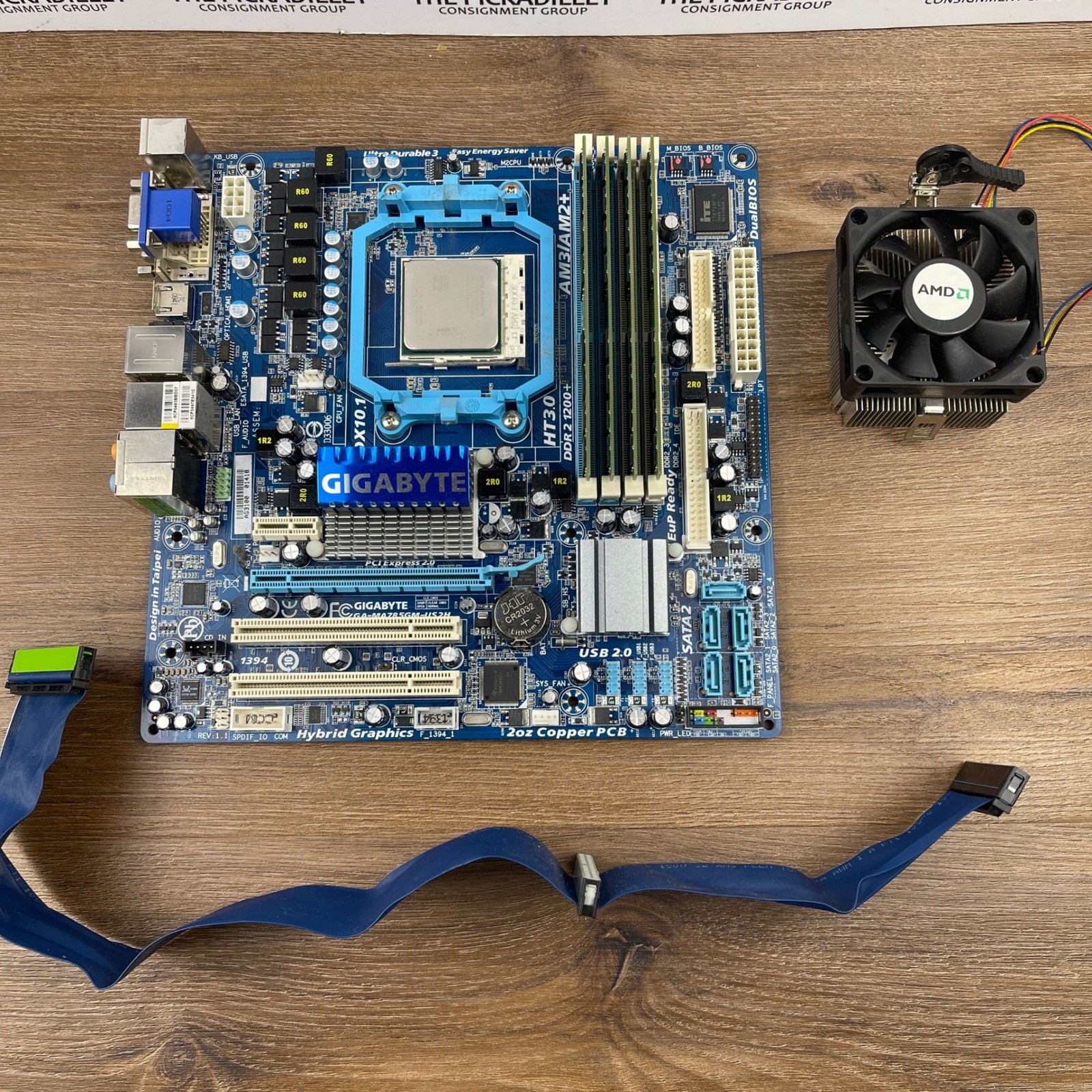 Gigabyte GA-MA785GM-US2H Motherboard AMD Athlon II X2 250 4GB DDR2 Bundle