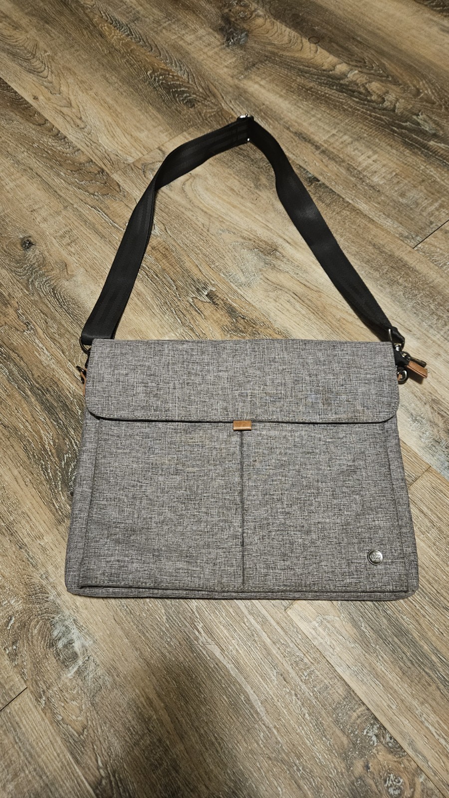 PKG Toronto Padded Weatherproof 12" Tablet/Chromebook Pouch Excellent Condition 