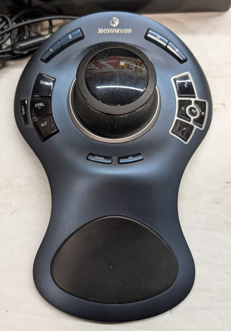 3Dconnexion SpaceMouse Pro 3DX-700040 Used Tested Working 3D CAD Mouse Wired USB