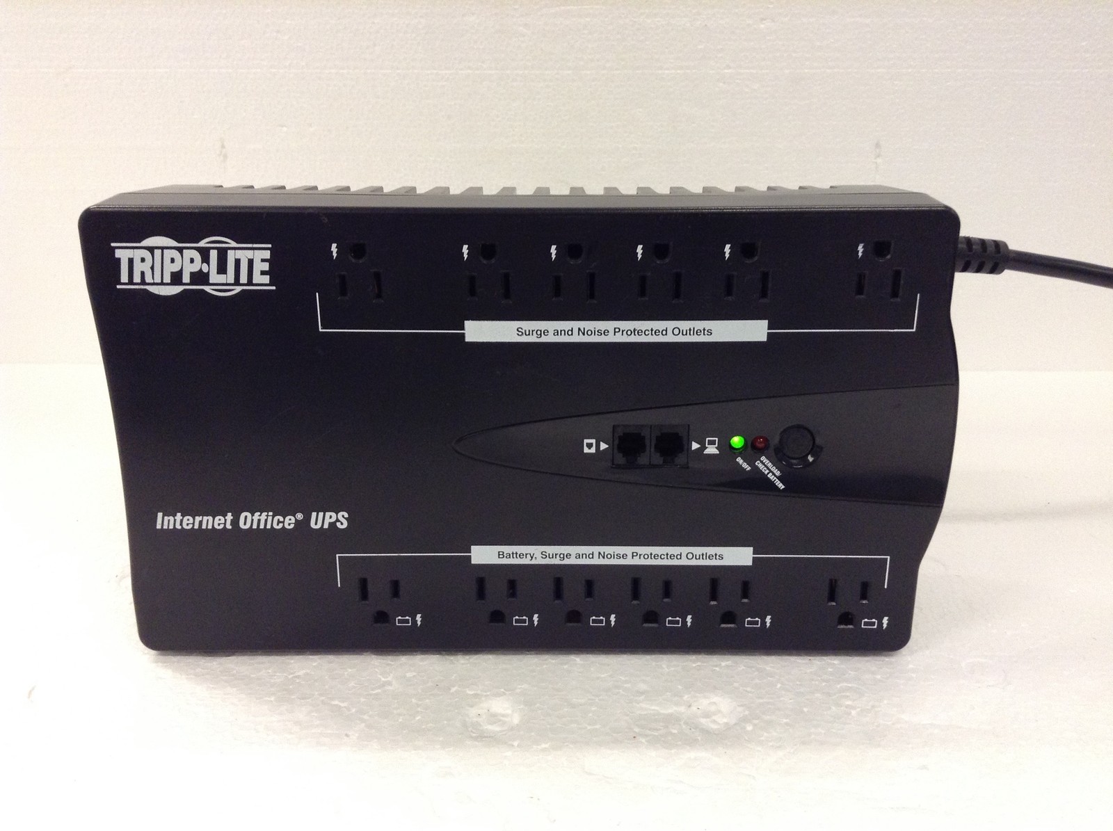 Tripp Lite INTERNET750U Line-Interactive UPS 750VA 450W 12 OUTLETS No Batteries