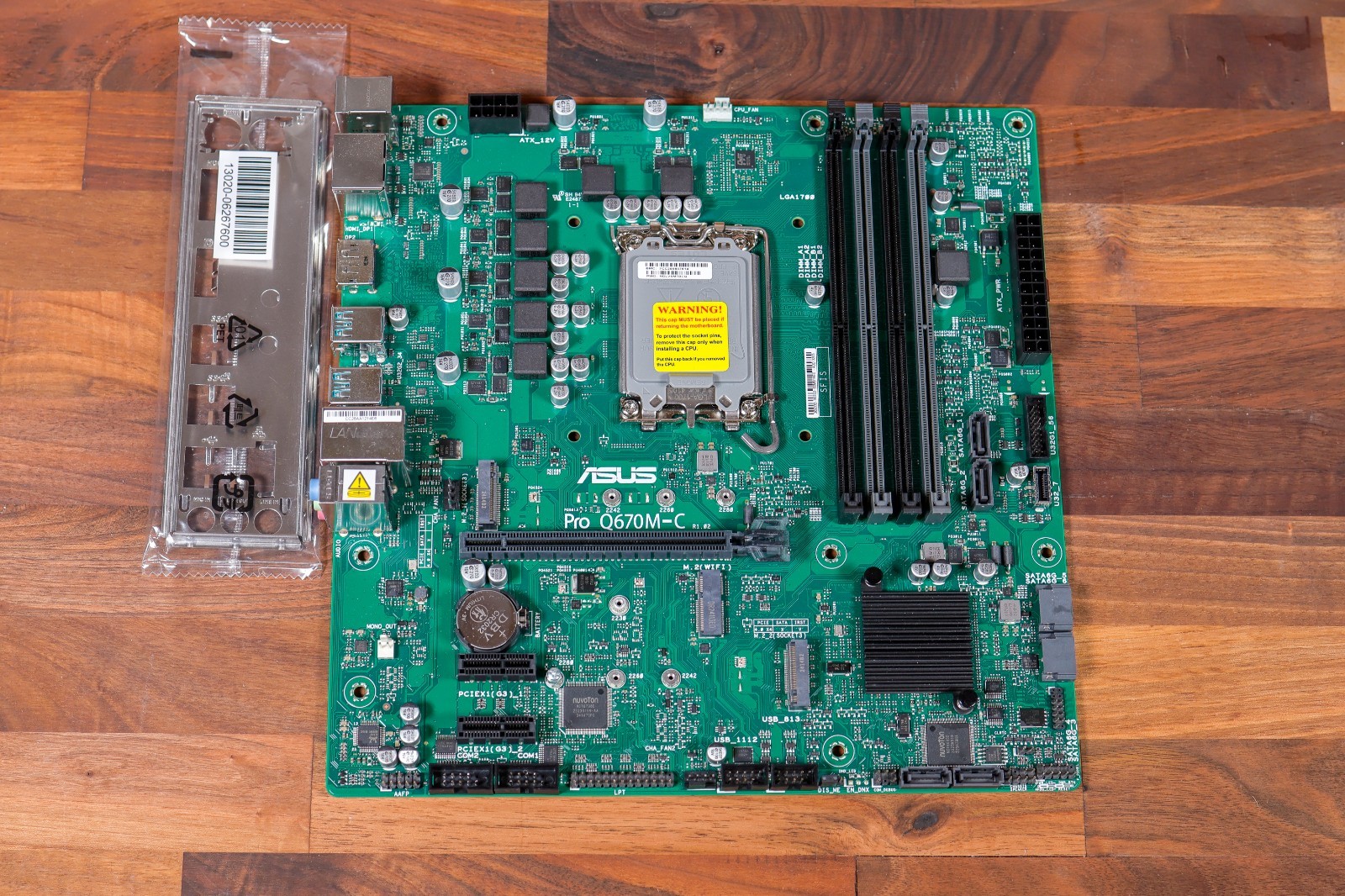 ASUS Pro Q670M-C-CSM LGA1700 DDR5 mATX Motherboard Q670 w/ I/O Shield